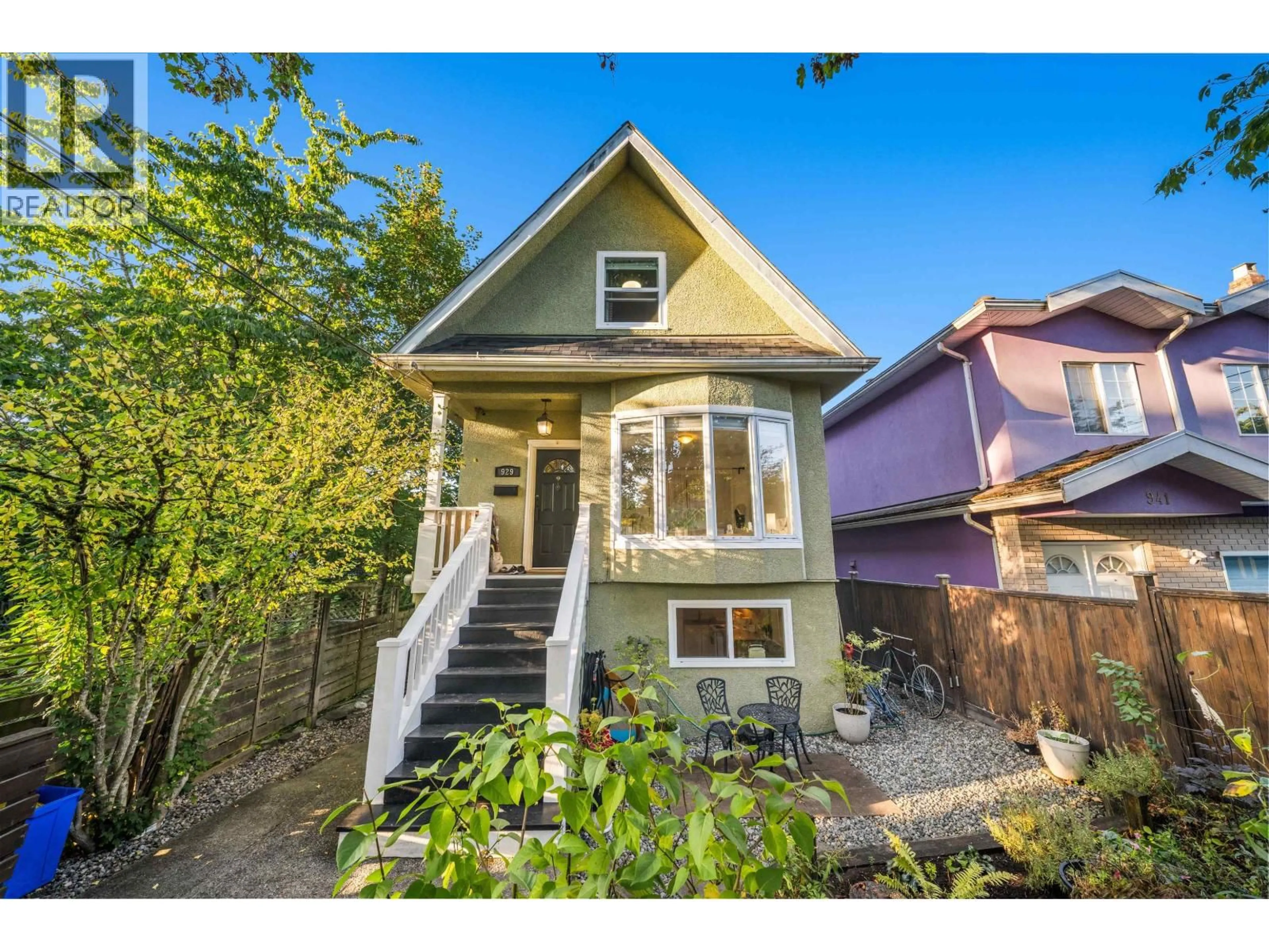 Unknown for 929 30TH AVENUE, Vancouver British Columbia V5V2W4