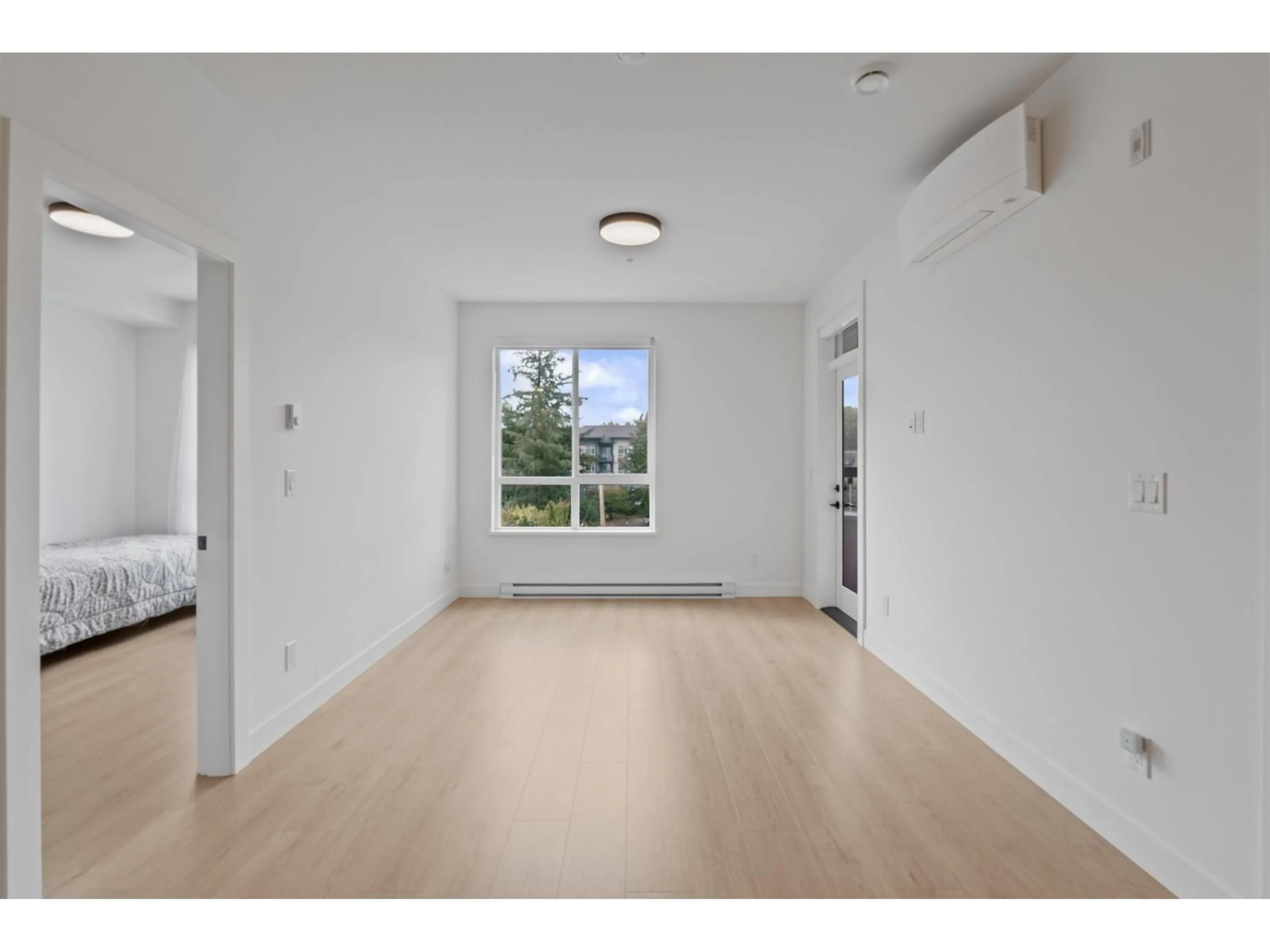 A pic of a room for 415 - 19979 76 AVENUE, Langley British Columbia V2Y3Y2
