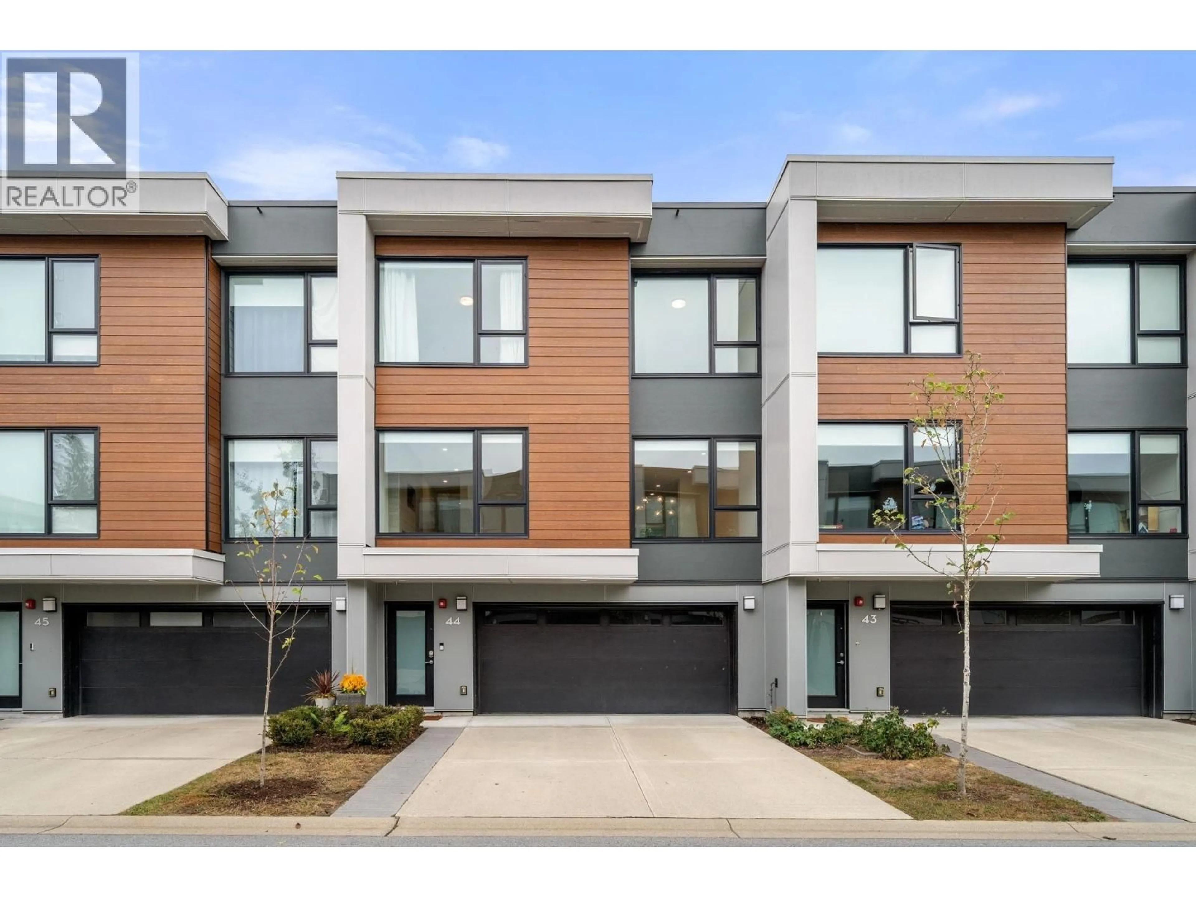 Unknown for 44 - 3597 MALSUM DRIVE, North Vancouver British Columbia V7G0B2