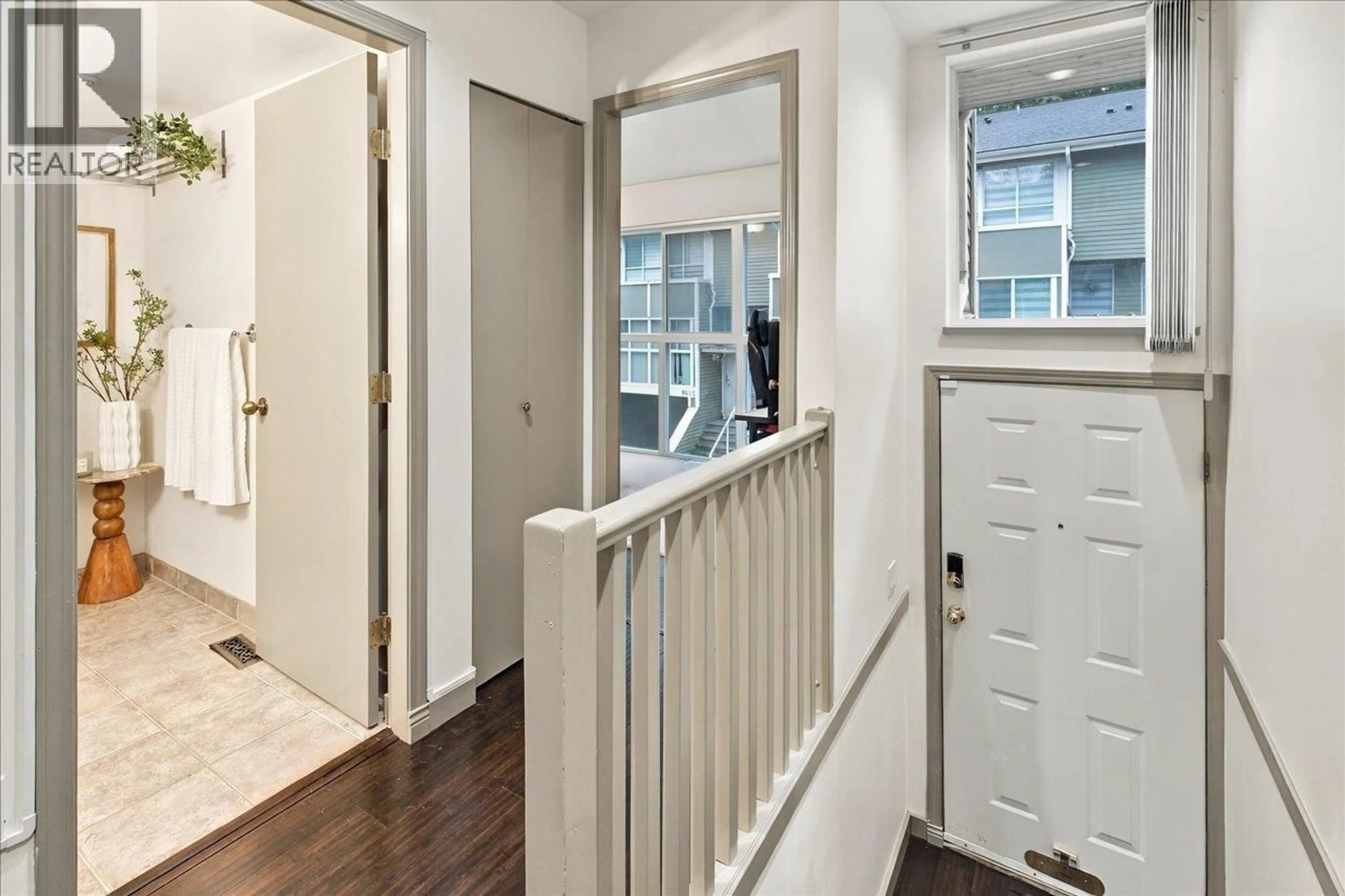 Indoor entryway for 8416 MILLSTONE STREET, Vancouver British Columbia V5S4S3