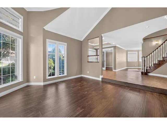 14168 85A AVENUE, Surrey 5