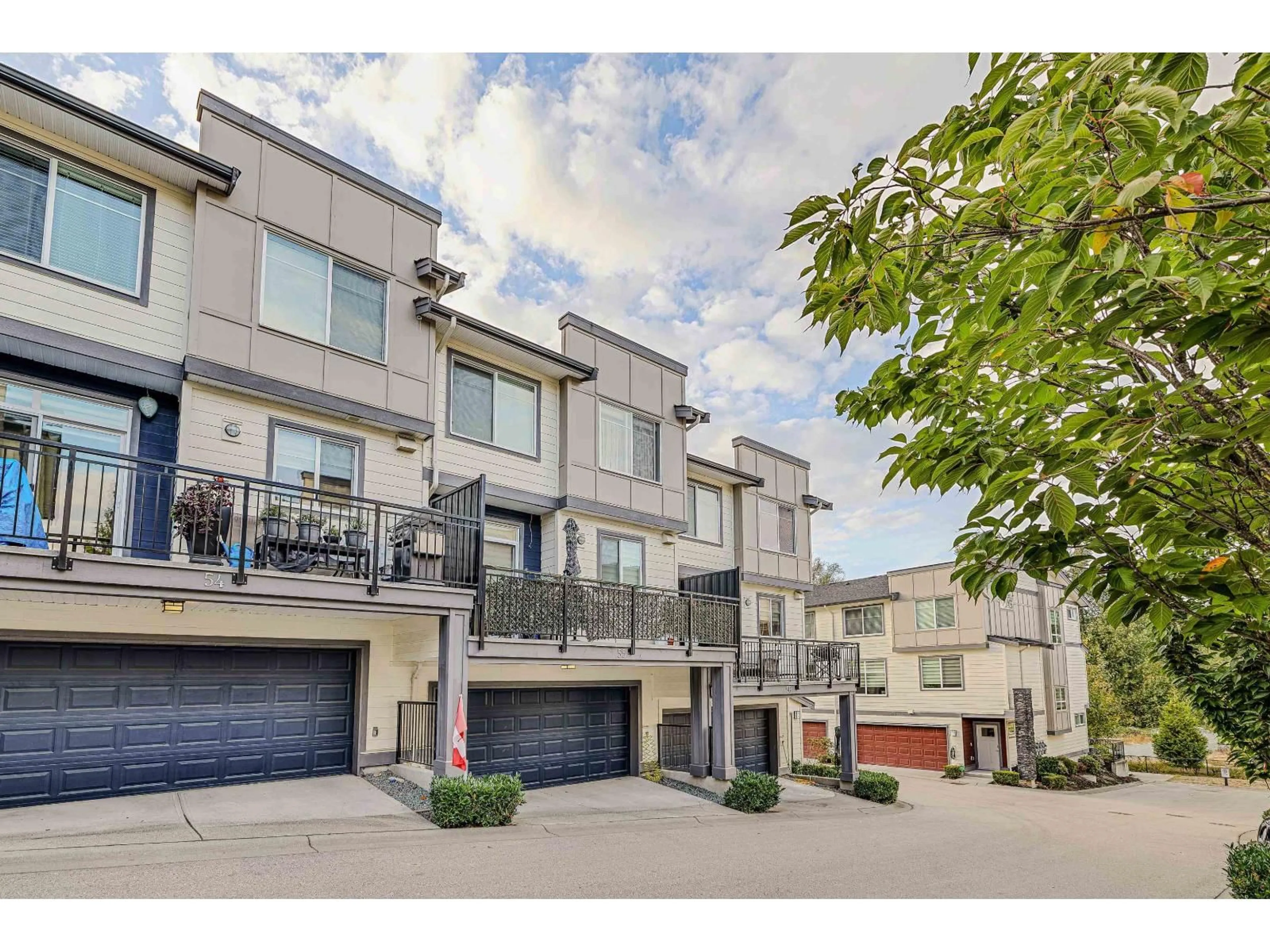 A pic from outside/outdoor area/front of a property/back of a property/a pic from drone, street for 55 - 15665 MOUNTAIN VIEW DRIVE, Surrey British Columbia V3S0C6