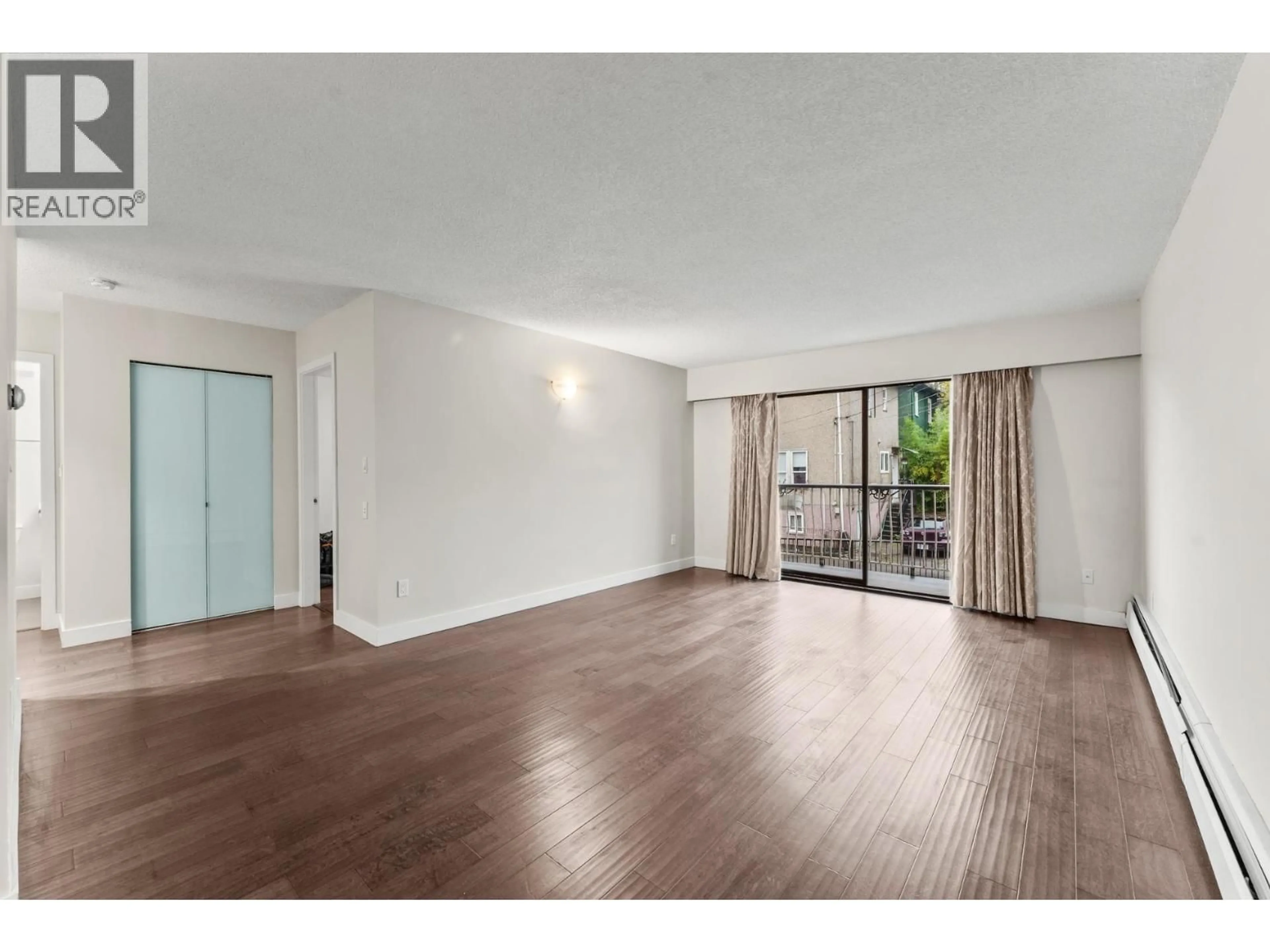 A pic of a room for 203 - 1611 3RD AVENUE, Vancouver British Columbia V5N1H1