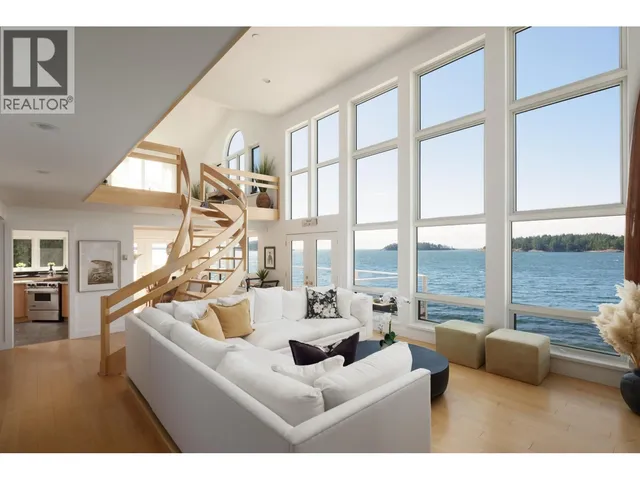 6655 SUNSHINE COAST HIGHWAY, Sechelt 2