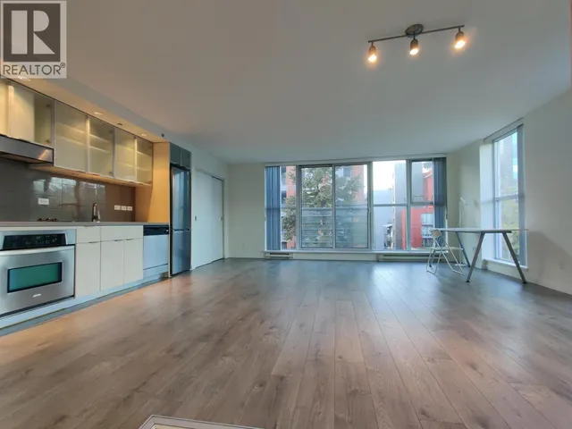 511 - 168 POWELL STREET, Vancouver 2