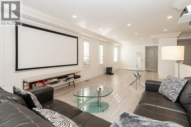 4875 LINDEN DRIVE, Delta 5