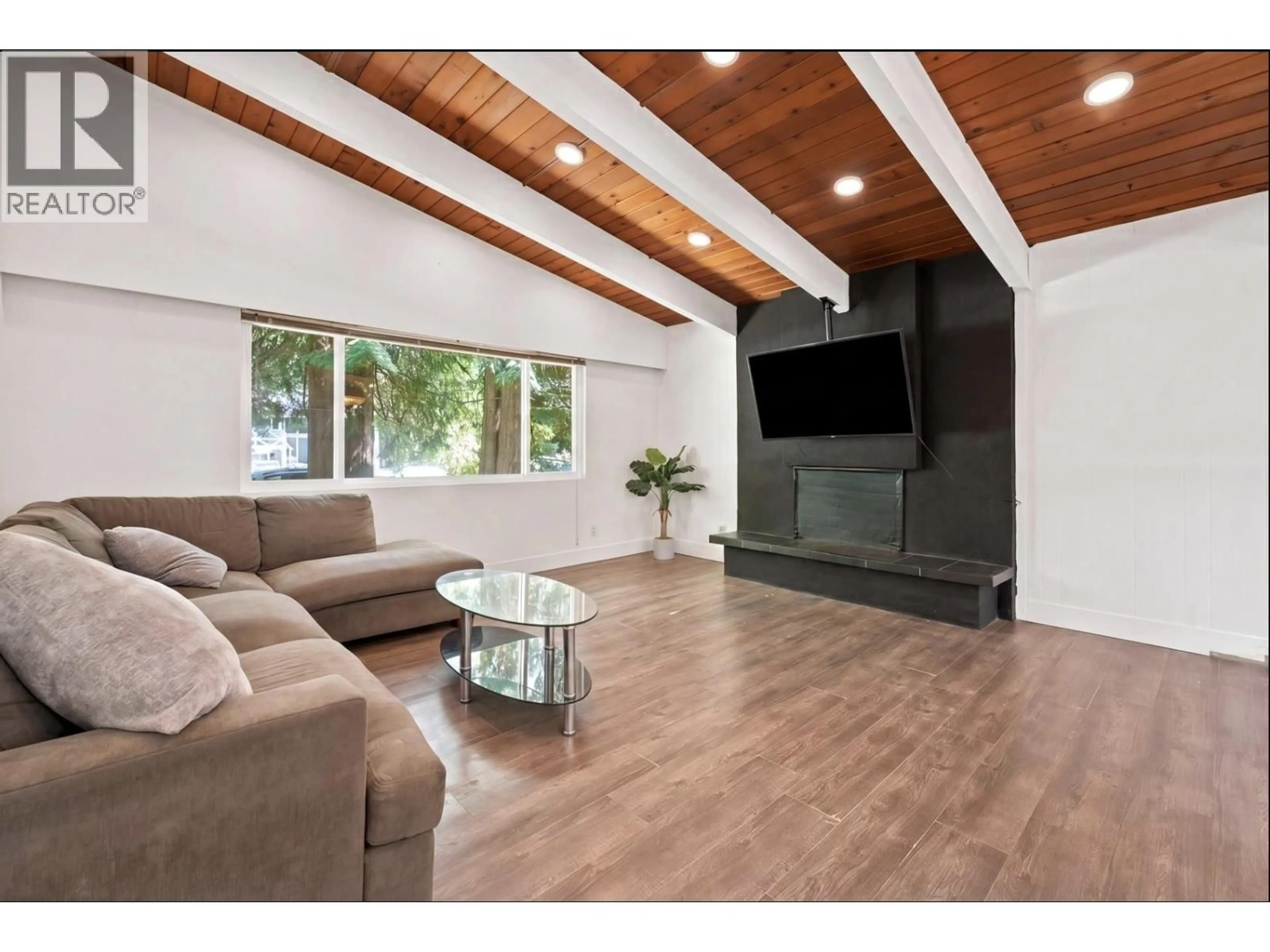 Home theater for 1707 DEMPSEY ROAD, North Vancouver British Columbia V7K1T2