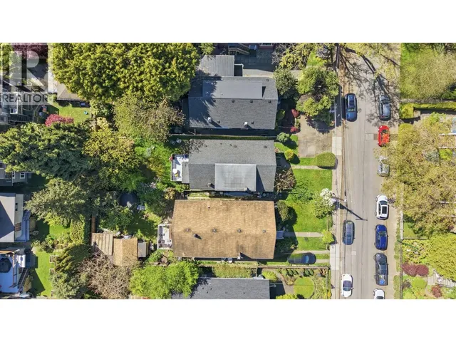 3174 5TH AVENUE, Vancouver 3