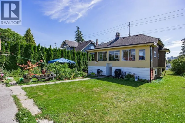 815 EIGHTH AVENUE, New Westminster 3