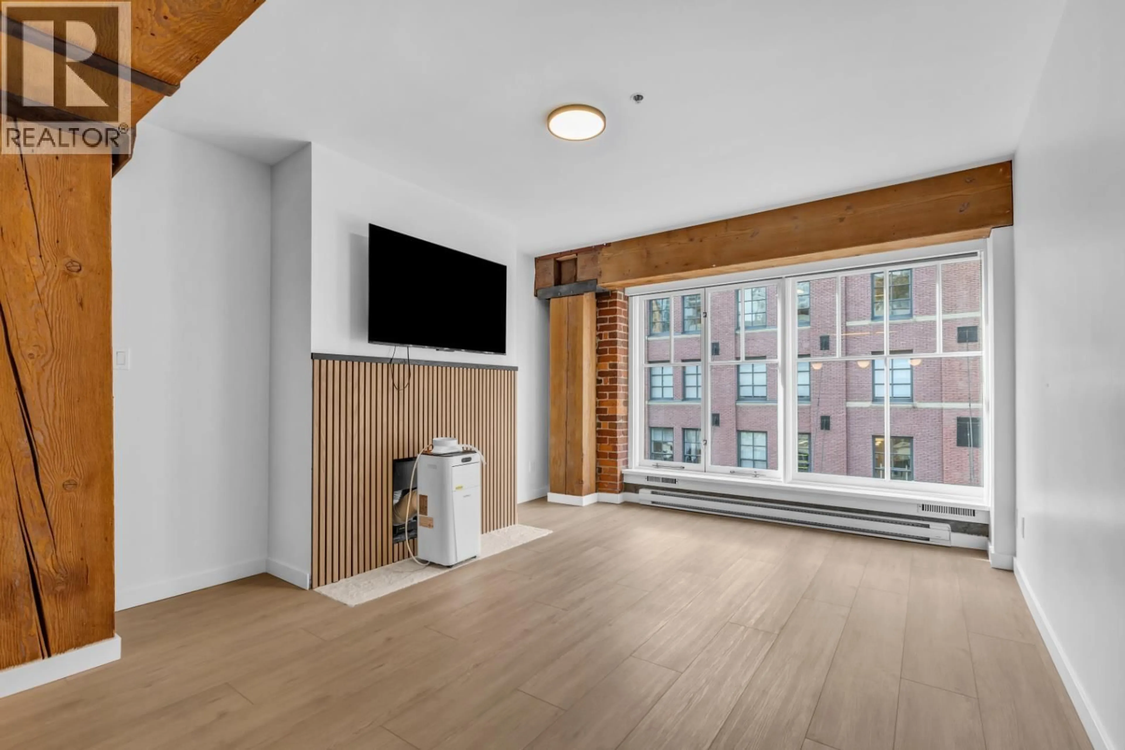 A pic of a room for 402 - 1178 HAMILTON STREET, Vancouver British Columbia V6B2S2
