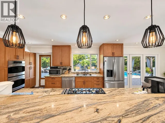 1050 EDEN CRESCENT, Delta 5