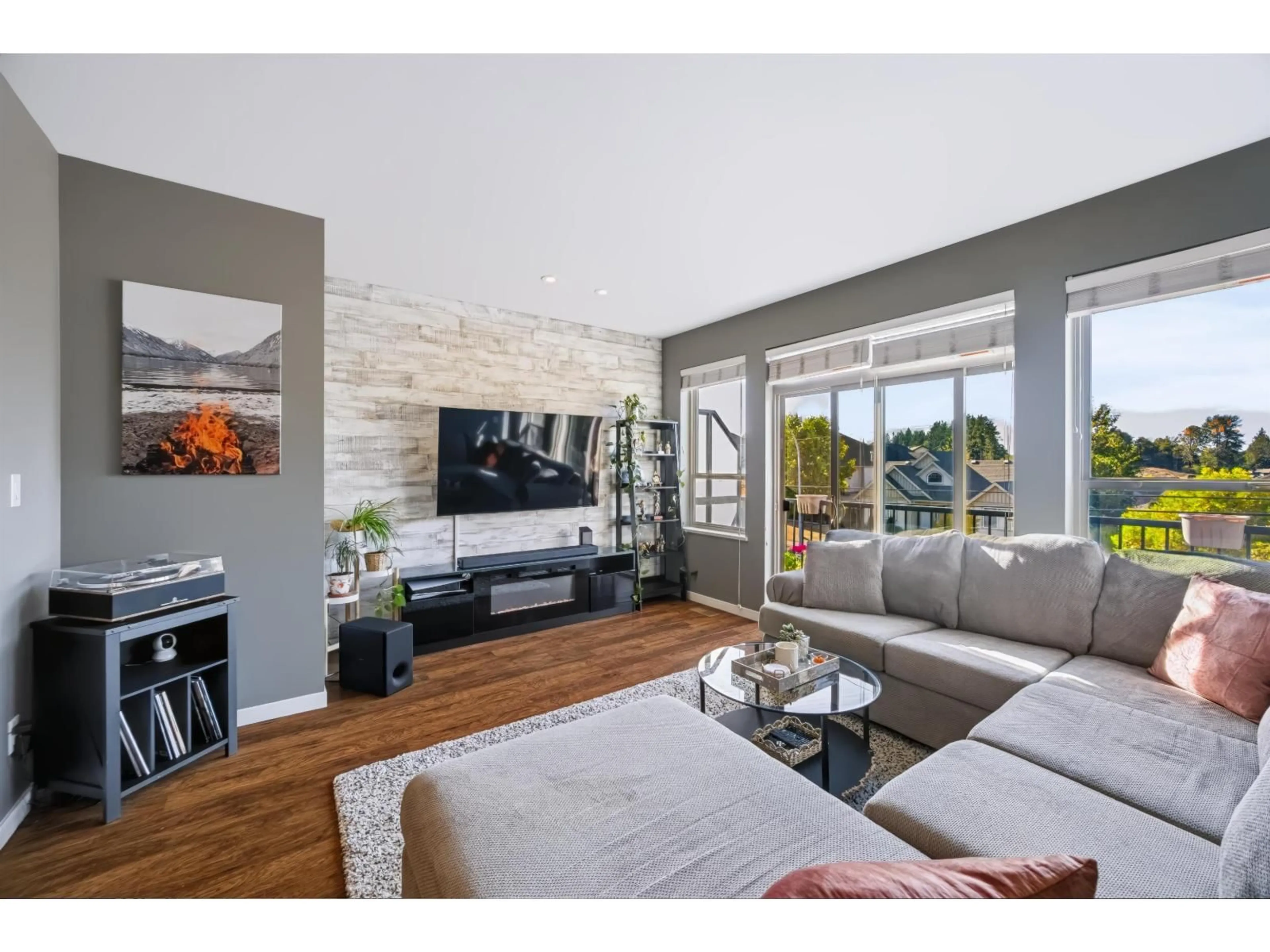 Living room with furniture, unknown for 74 - 34248 KING ROAD, Abbotsford British Columbia V2S0B1