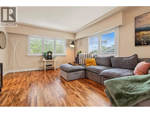 920 CHILLIWACK STREET, New Westminster 5