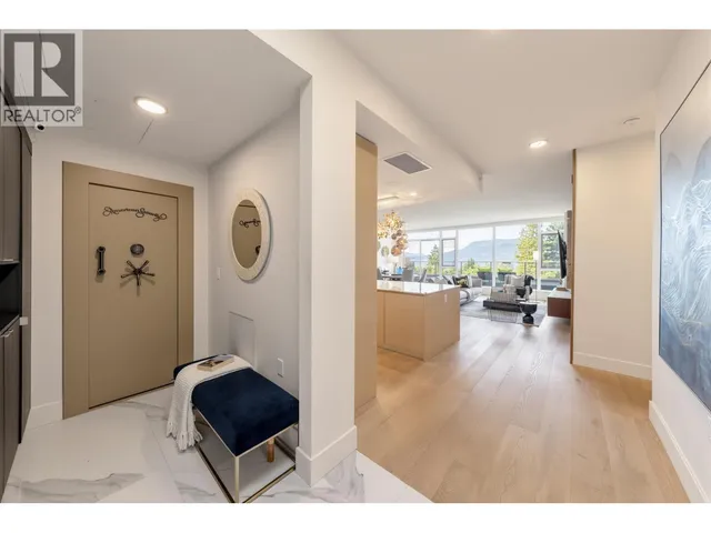 401 - 3639 16TH AVENUE, Vancouver 4