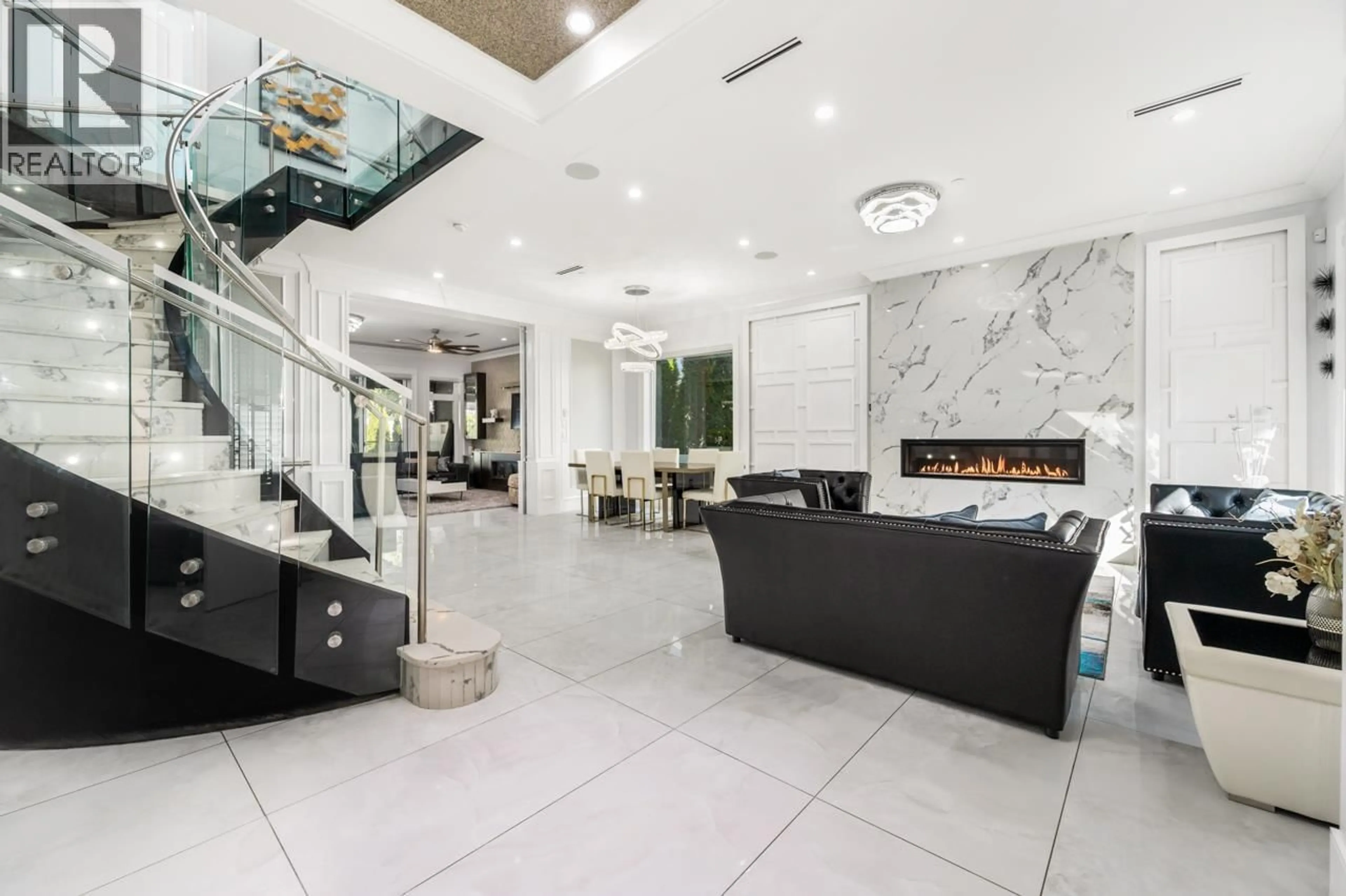 Lobby for 3419 48TH AVENUE, Vancouver British Columbia V5S1H6