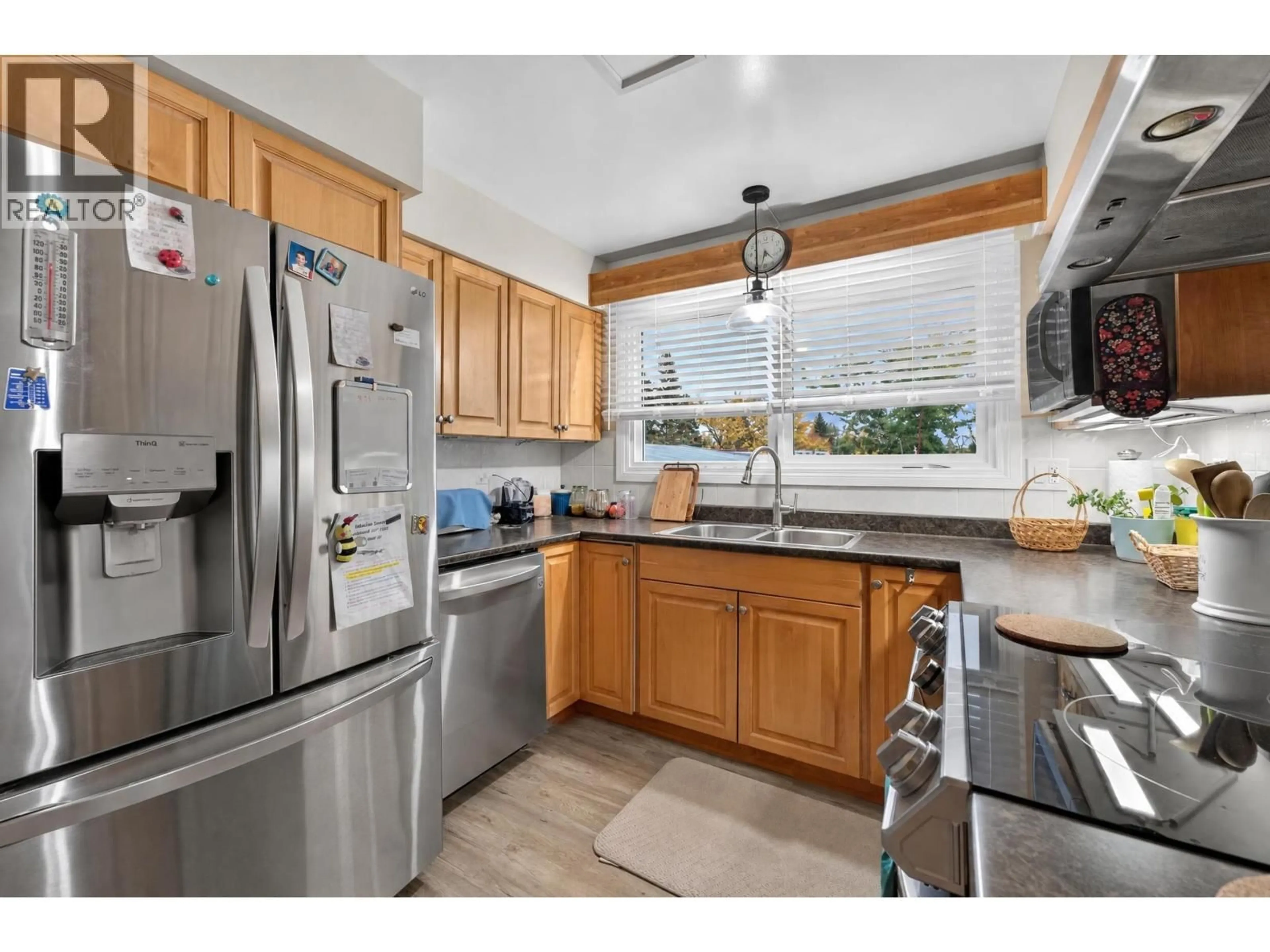 Standard kitchen, unknown for 163 PARKER DRIVE, Prince George British Columbia V2M4S7
