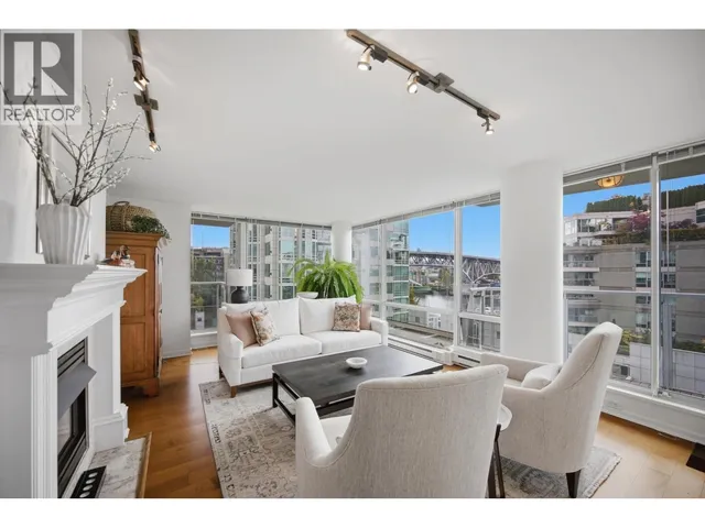 706 - 1500 HORNBY STREET, Vancouver 4