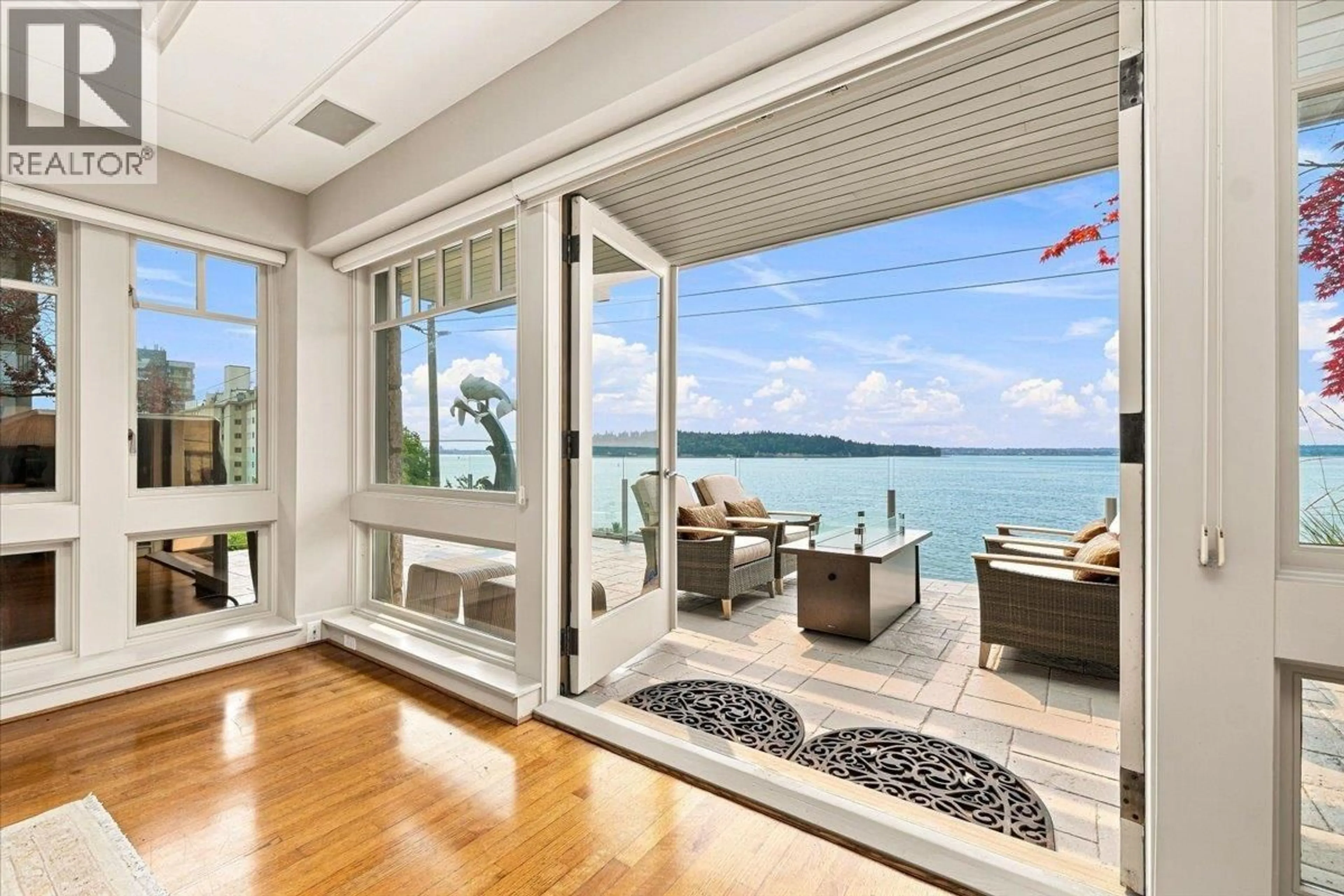 Unknown for 1952 BELLEVUE AVENUE, West Vancouver British Columbia V7V1B5