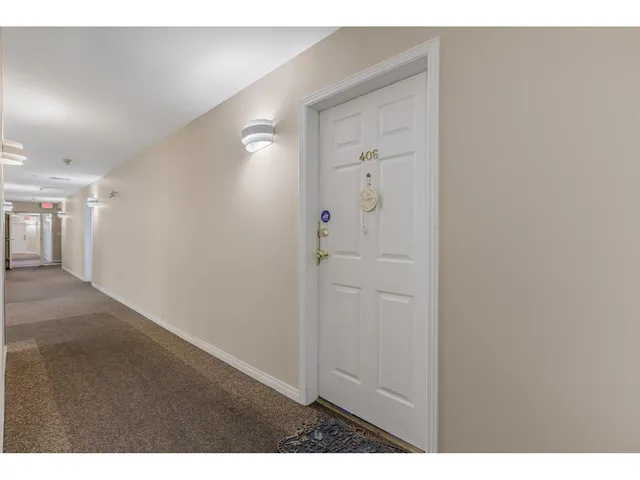 406 - 13727 74 AVENUE, Surrey 4