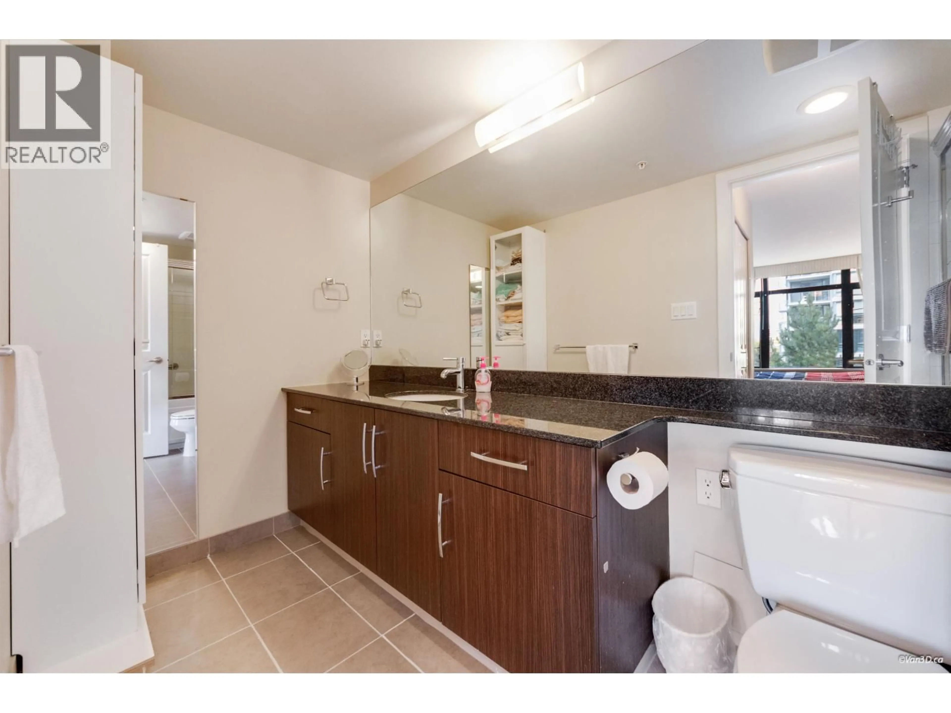 Standard bathroom, ceramic/tile floor for 801 - 6351 BUSWELL STREET, Richmond British Columbia V6Y0A4