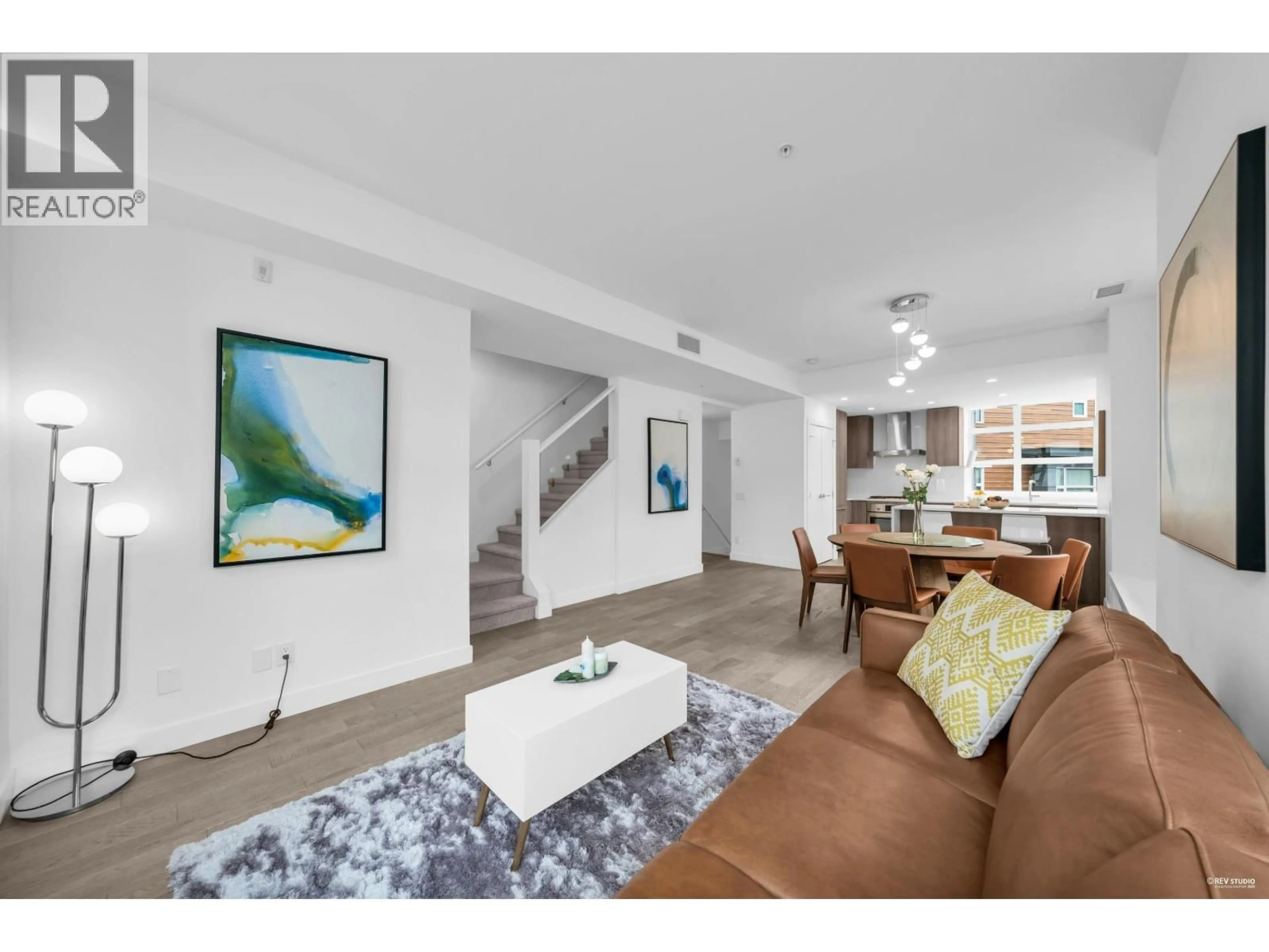 Living room with furniture, unknown for 227 - 2060 CURLING ROAD, North Vancouver British Columbia V7P1X4
