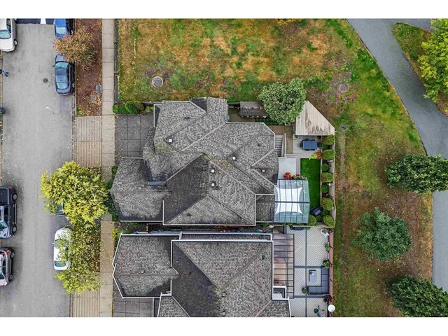 17384 3 AVENUE, Surrey 5