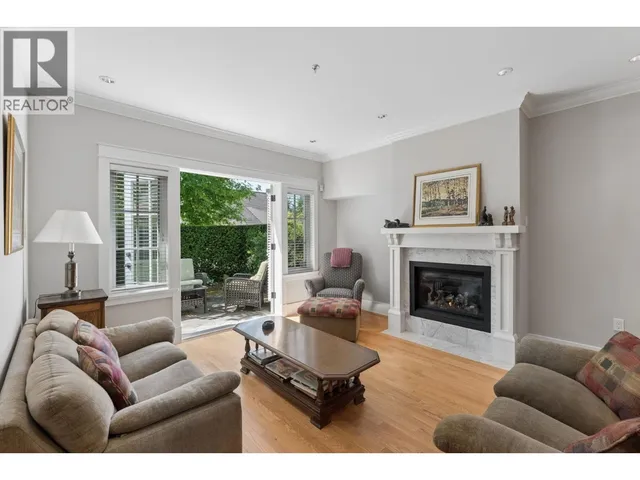 2071 ESQUIMALT AVENUE, West Vancouver 3