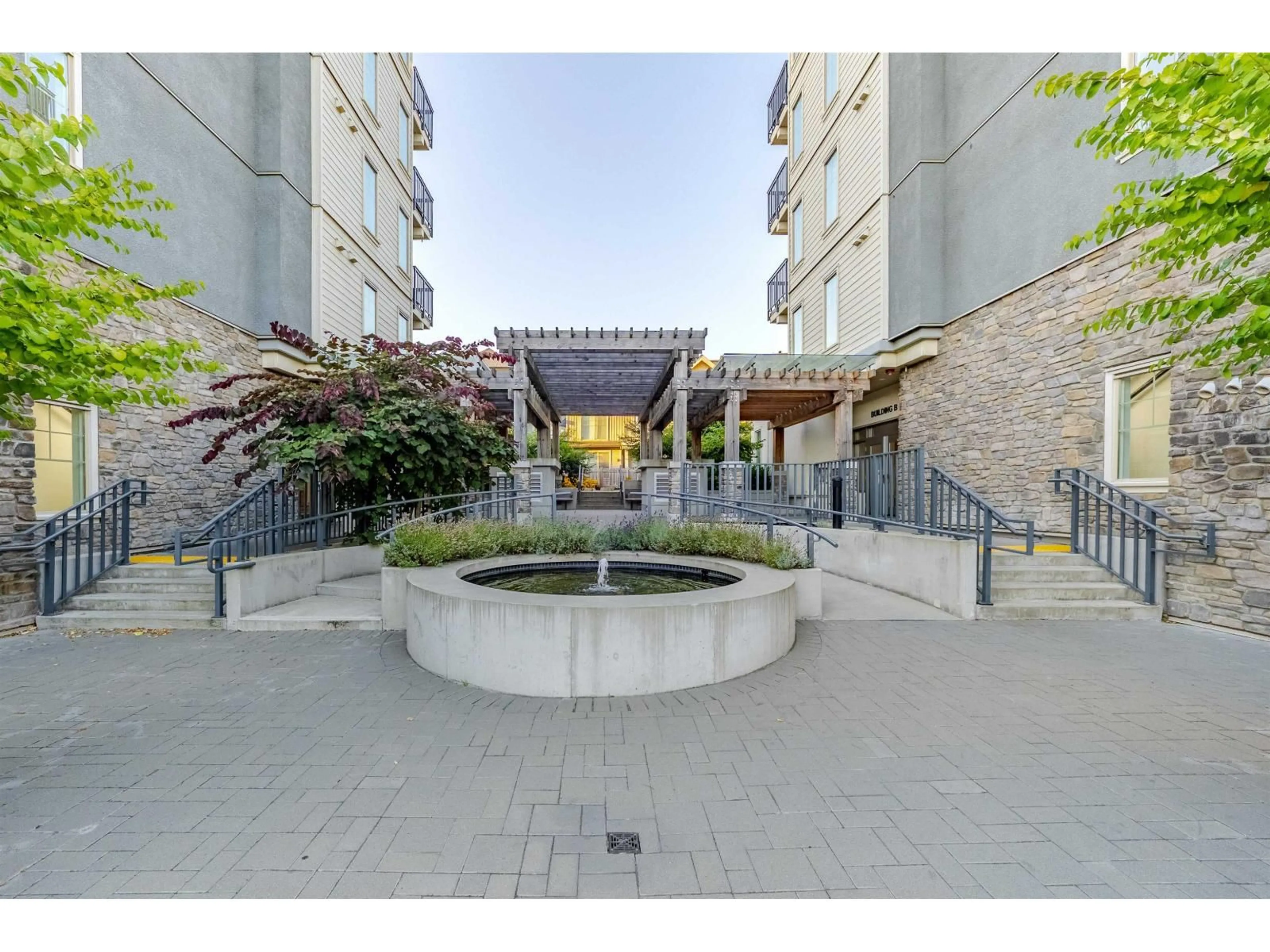 Unknown for A209 - 20487 65 AVENUE, Langley British Columbia V2Y2H1