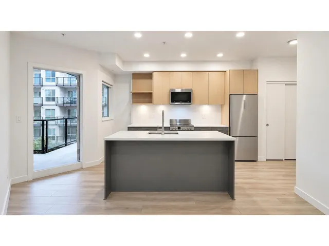 217 - 10777 138 STREET, Surrey 3