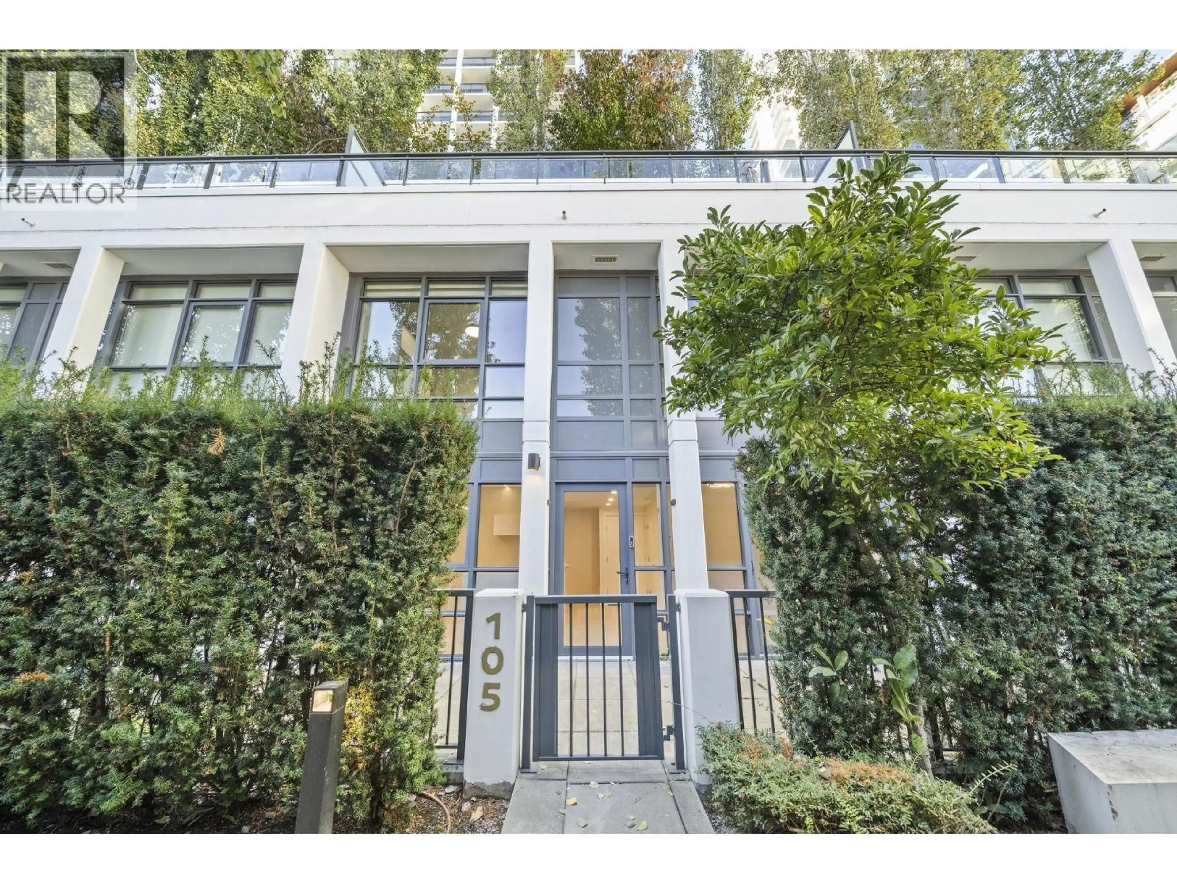 Unknown for 105 - 2378 ALPHA AVENUE, Burnaby British Columbia V5C0K2