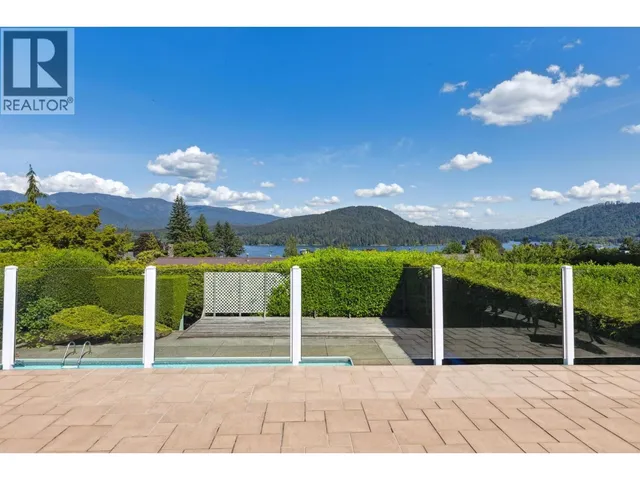 474 FAIRWAY DRIVE, North Vancouver 2