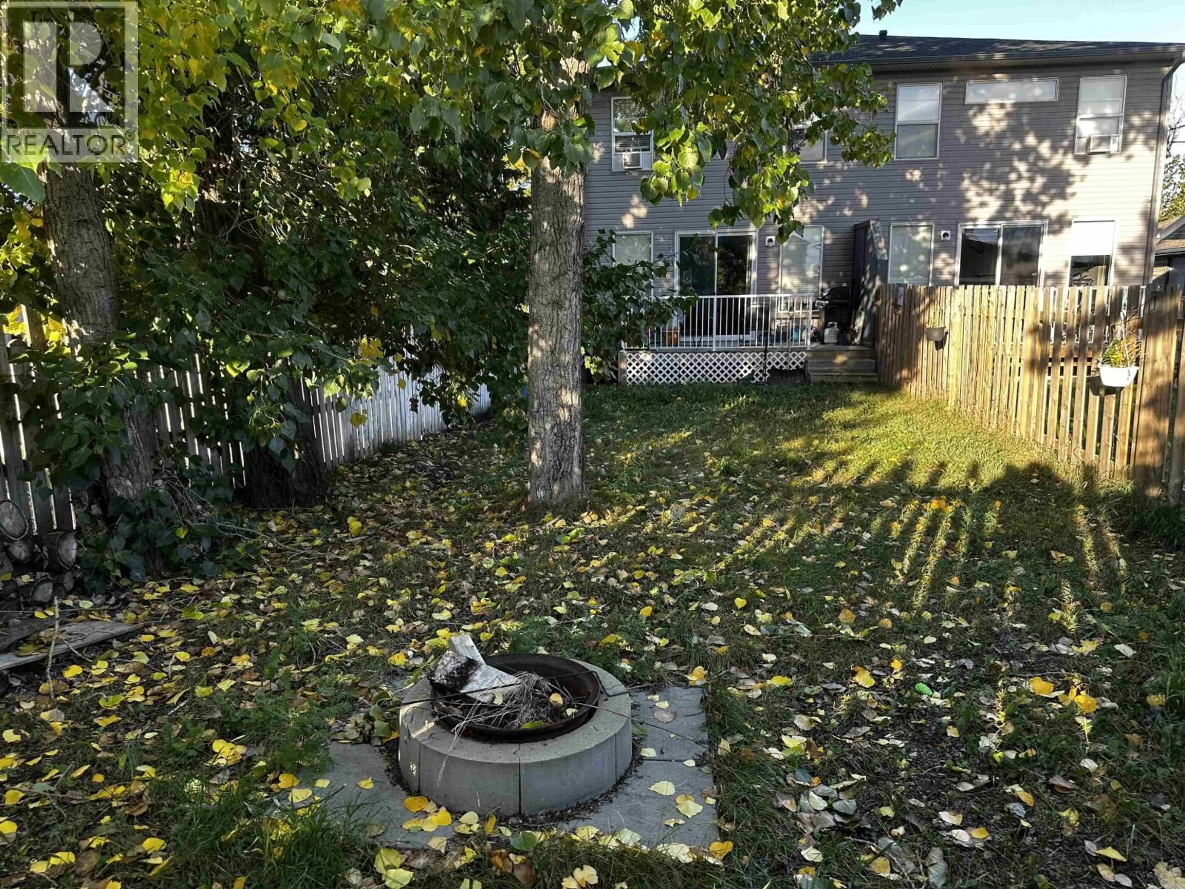 Patio, street for 9019 75 STREET, Fort St. John British Columbia V1J2Z1