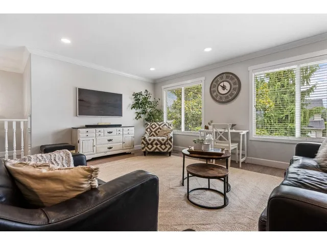46272 RANCHERO DRIVE, Chilliwack 4