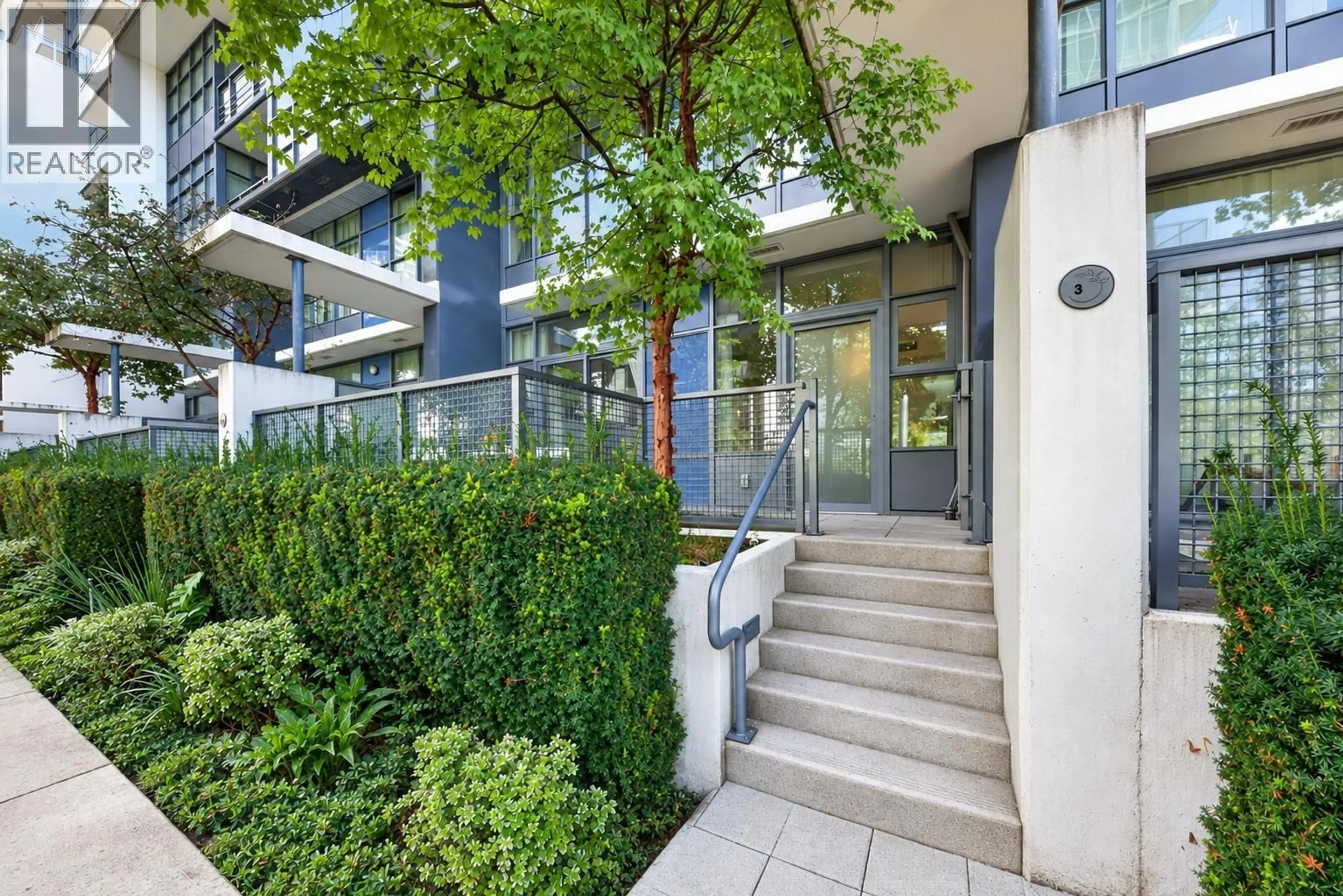 Patio, street for 3 - 8633 CAPSTAN WAY, Richmond British Columbia V6X0N5