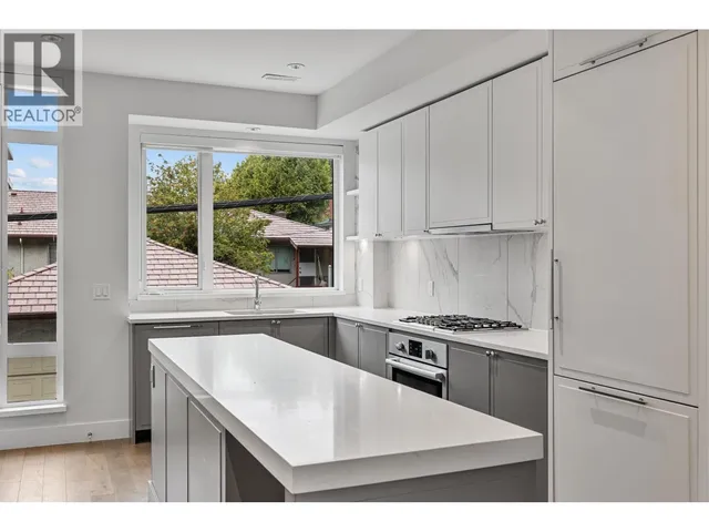 7615 YUKON STREET, Vancouver 5