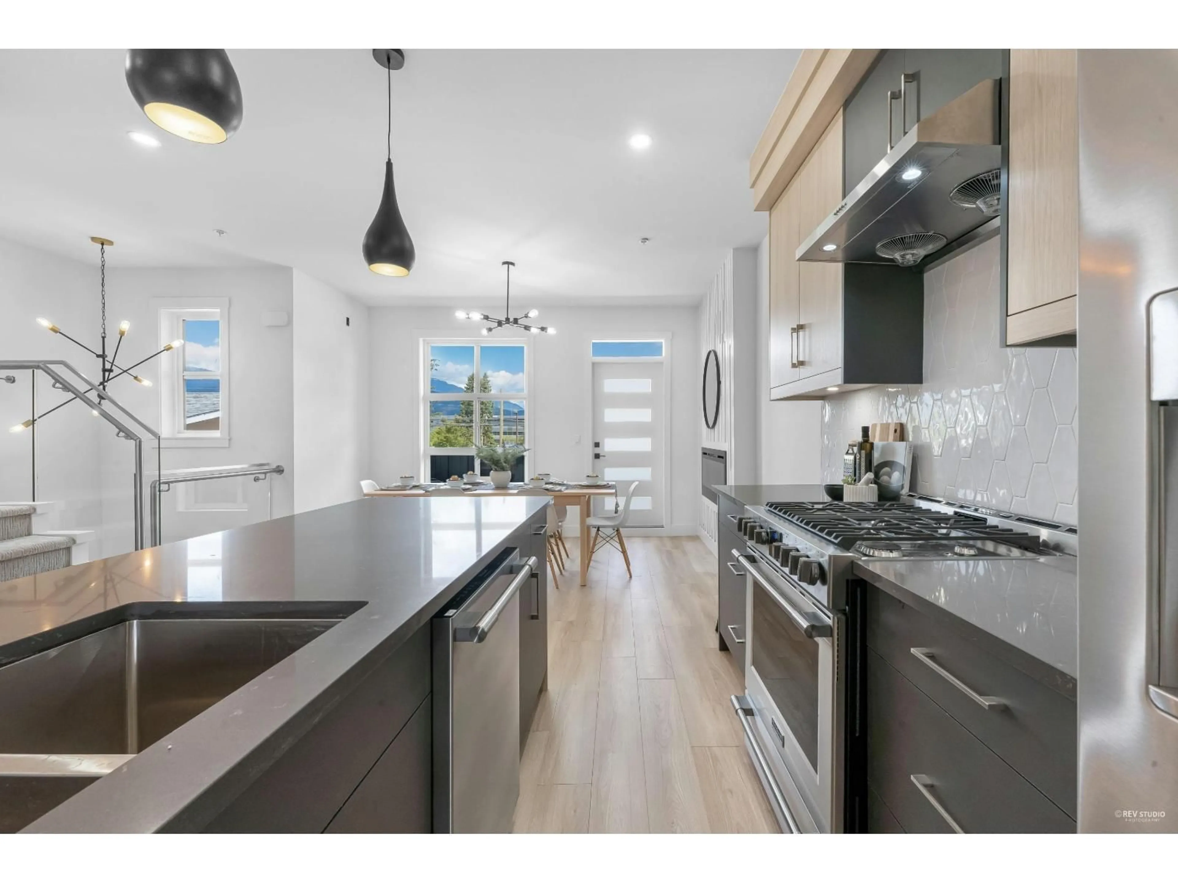Open concept kitchen, unknown for 1 - 46376 YALE ROAD, Chilliwack British Columbia V2P2R2