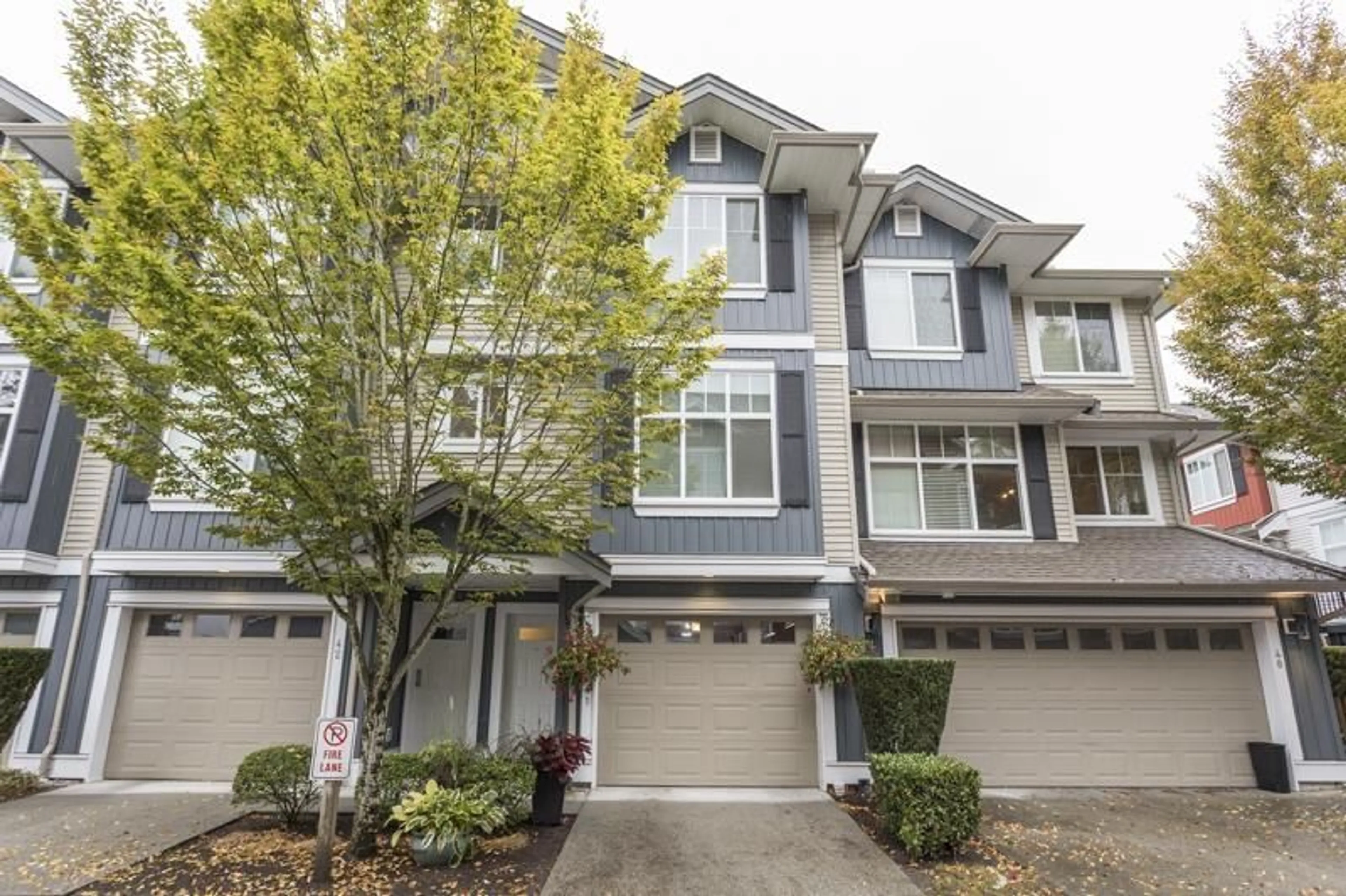 Unknown for 41 - 6956 193 STREET, Surrey British Columbia V4N6E7