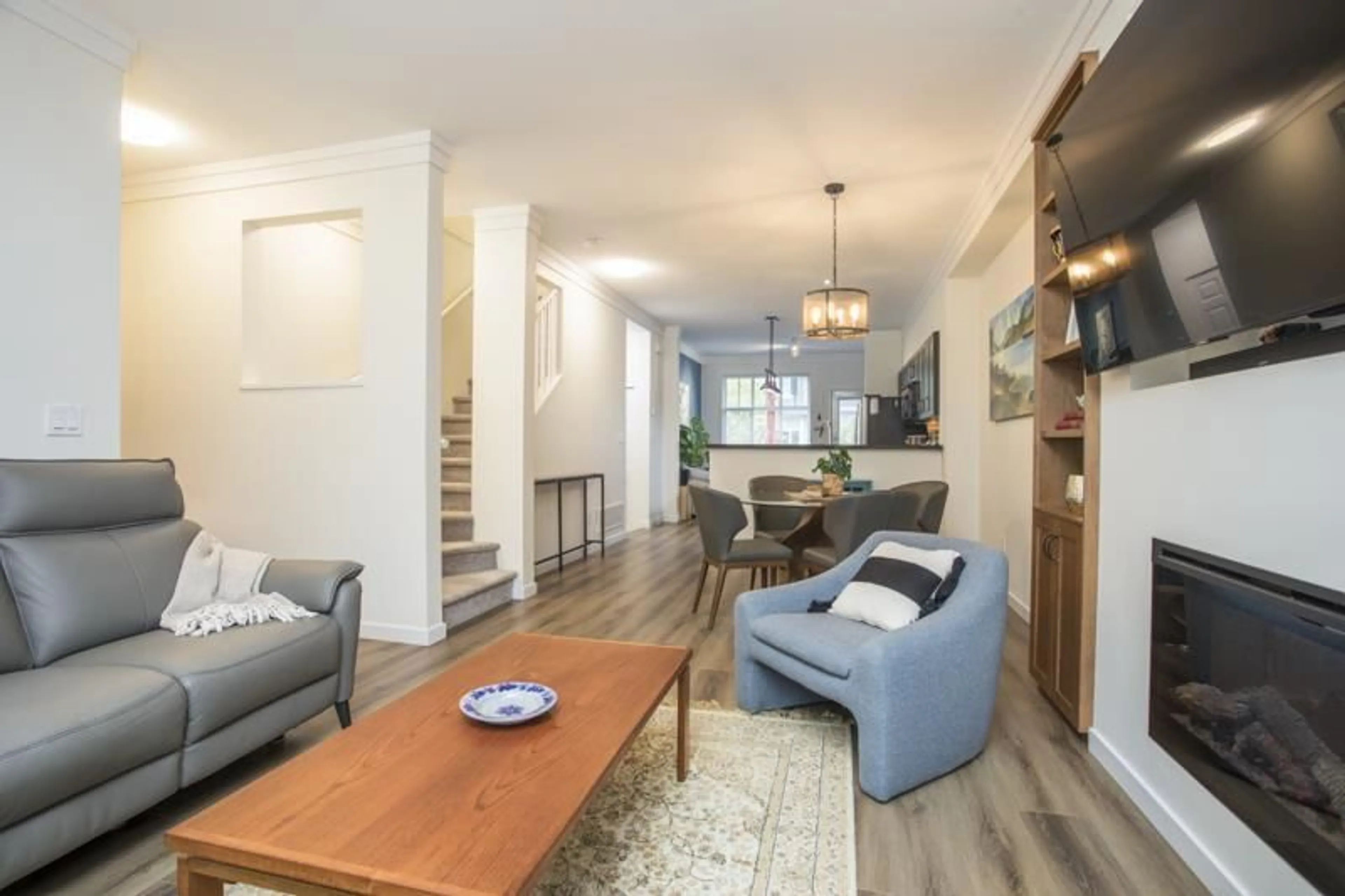 Living room with furniture, unknown for 41 - 6956 193 STREET, Surrey British Columbia V4N6E7
