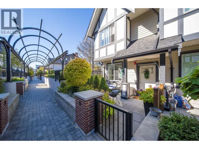 10 - 8888 SPIRES ROAD, Richmond 3