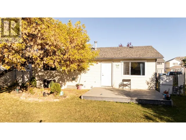 8912 81A STREET, Fort St. John 5