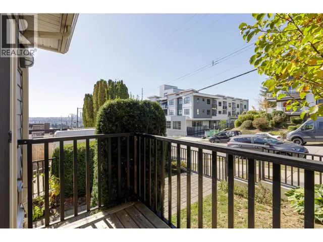 1 - 388 ELLESMERE AVENUE, Burnaby 3