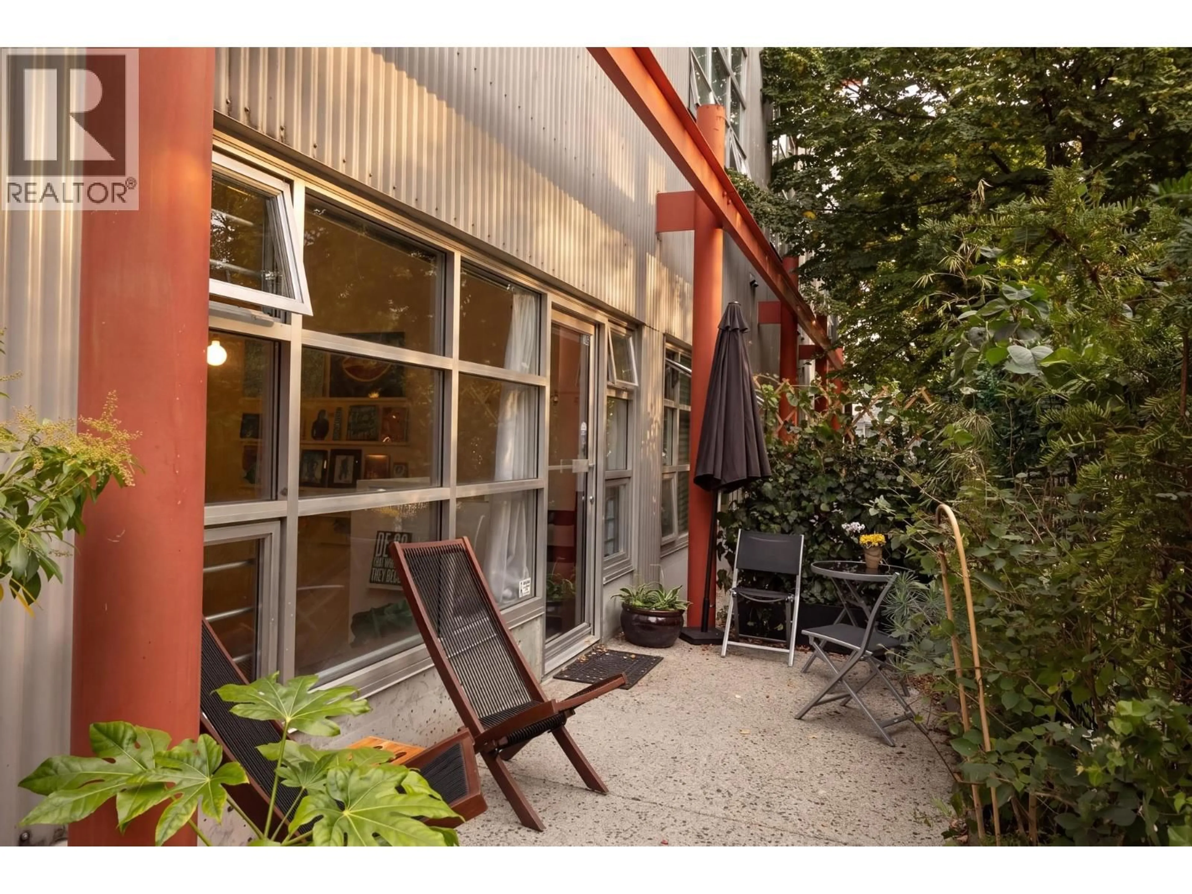Patio, street for 106 - 272 4TH AVENUE, Vancouver British Columbia V5T4S2