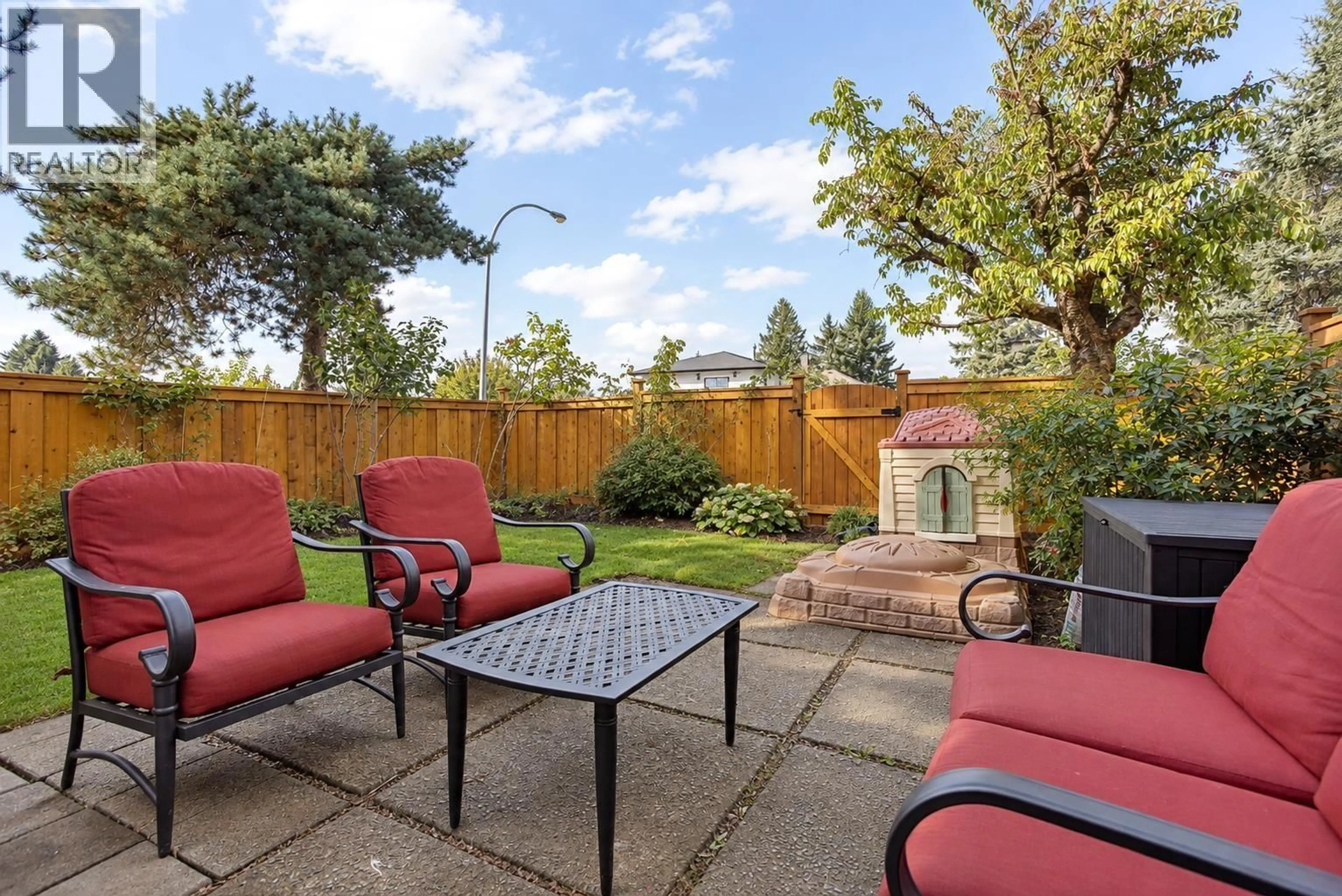 Patio, street for 1 - 19022 119B AVENUE, Pitt Meadows British Columbia V3Y1X5