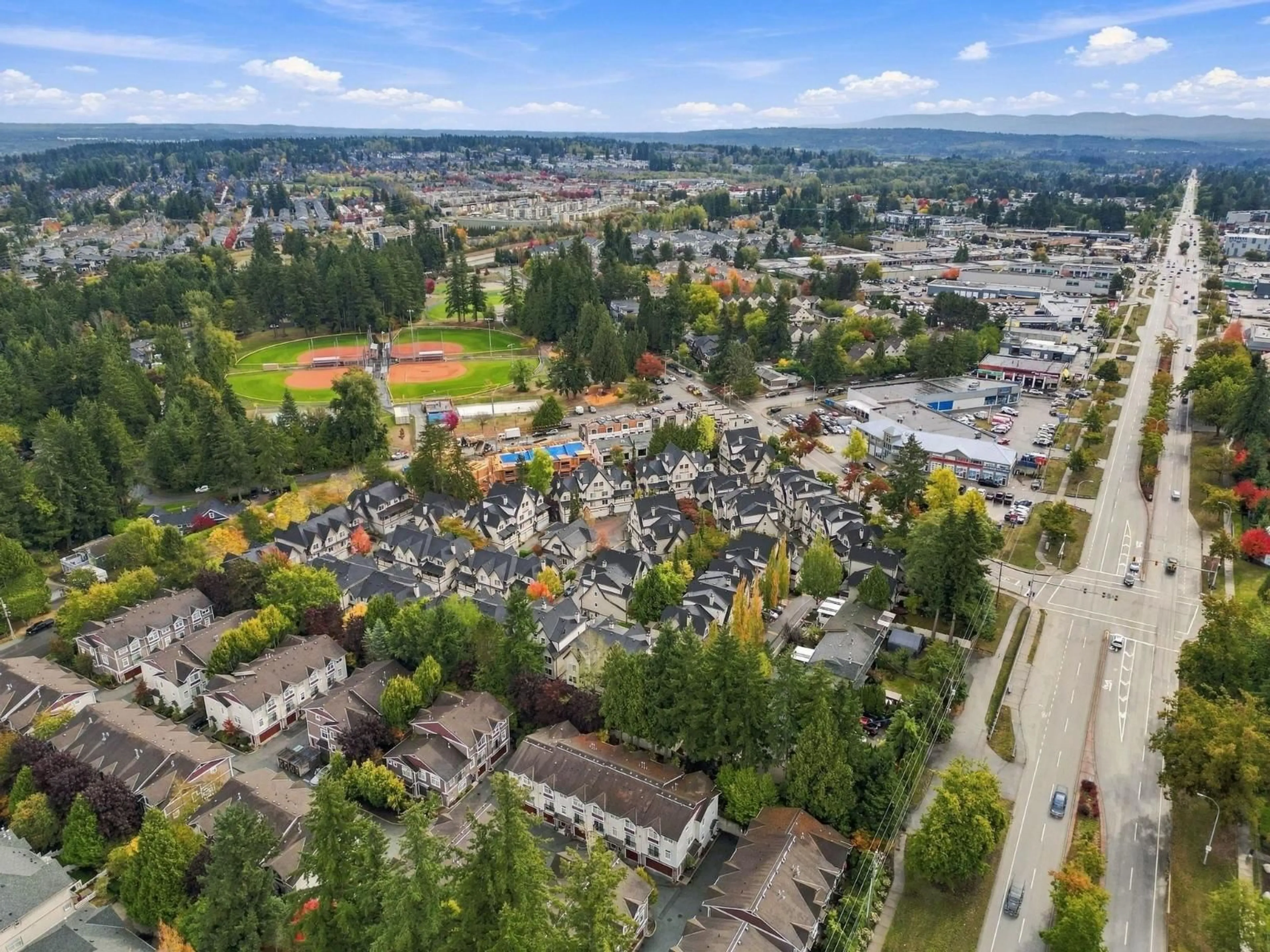 A pic from outside/outdoor area/front of a property/back of a property/a pic from drone, mountain view for 26 - 2689 PARKWAY DRIVE, Surrey British Columbia V4P0C3