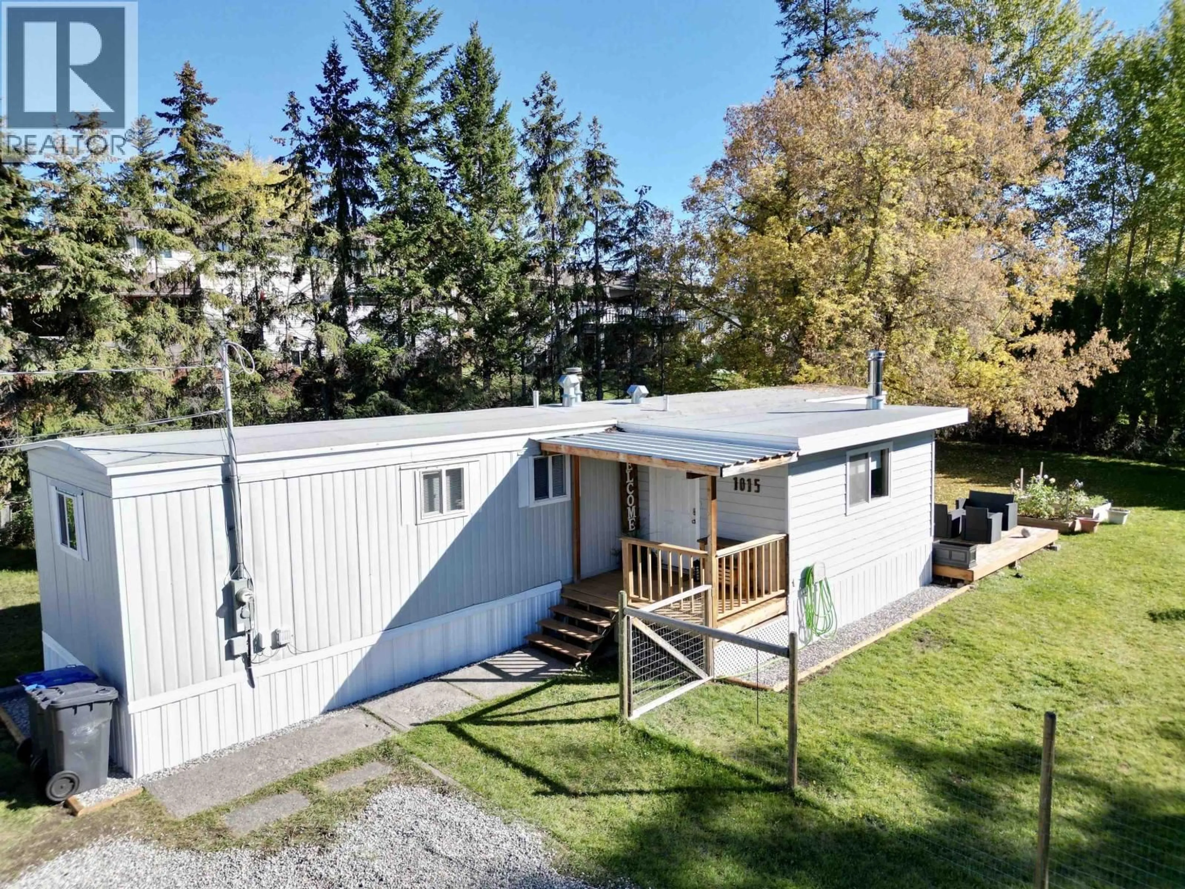 A pic from outside/outdoor area/front of a property/back of a property/a pic from drone, water/lake/river/ocean view for 1015 DAIRY ROAD, Williams Lake British Columbia V2G4L3