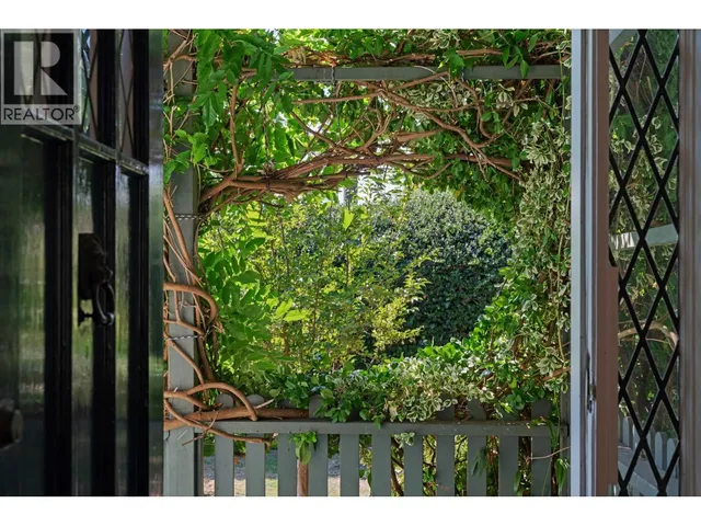 1376 11TH STREET, West Vancouver 3
