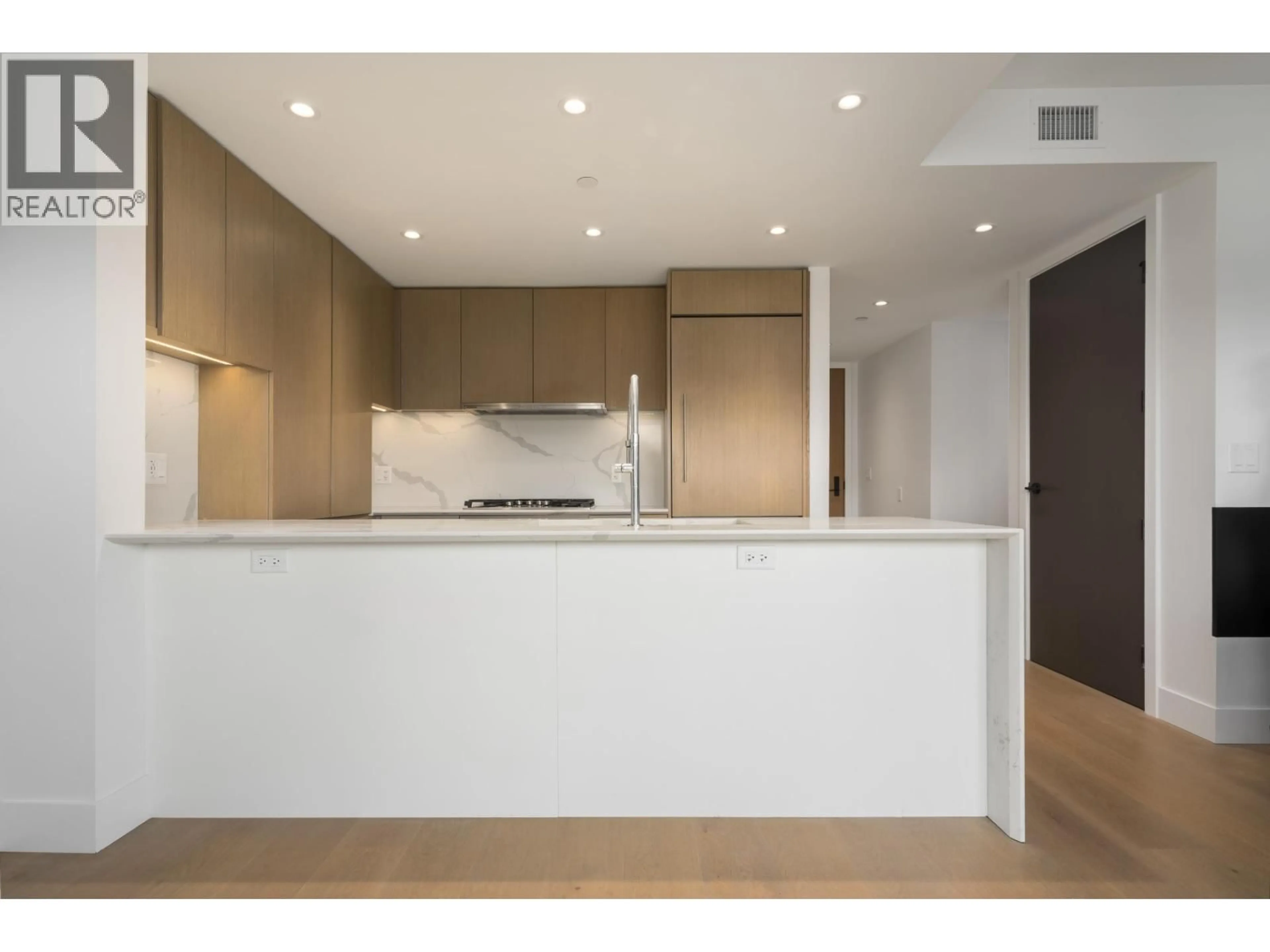 Unknown for 308 - 5089 QUEBEC STREET, Vancouver British Columbia V5W0E5