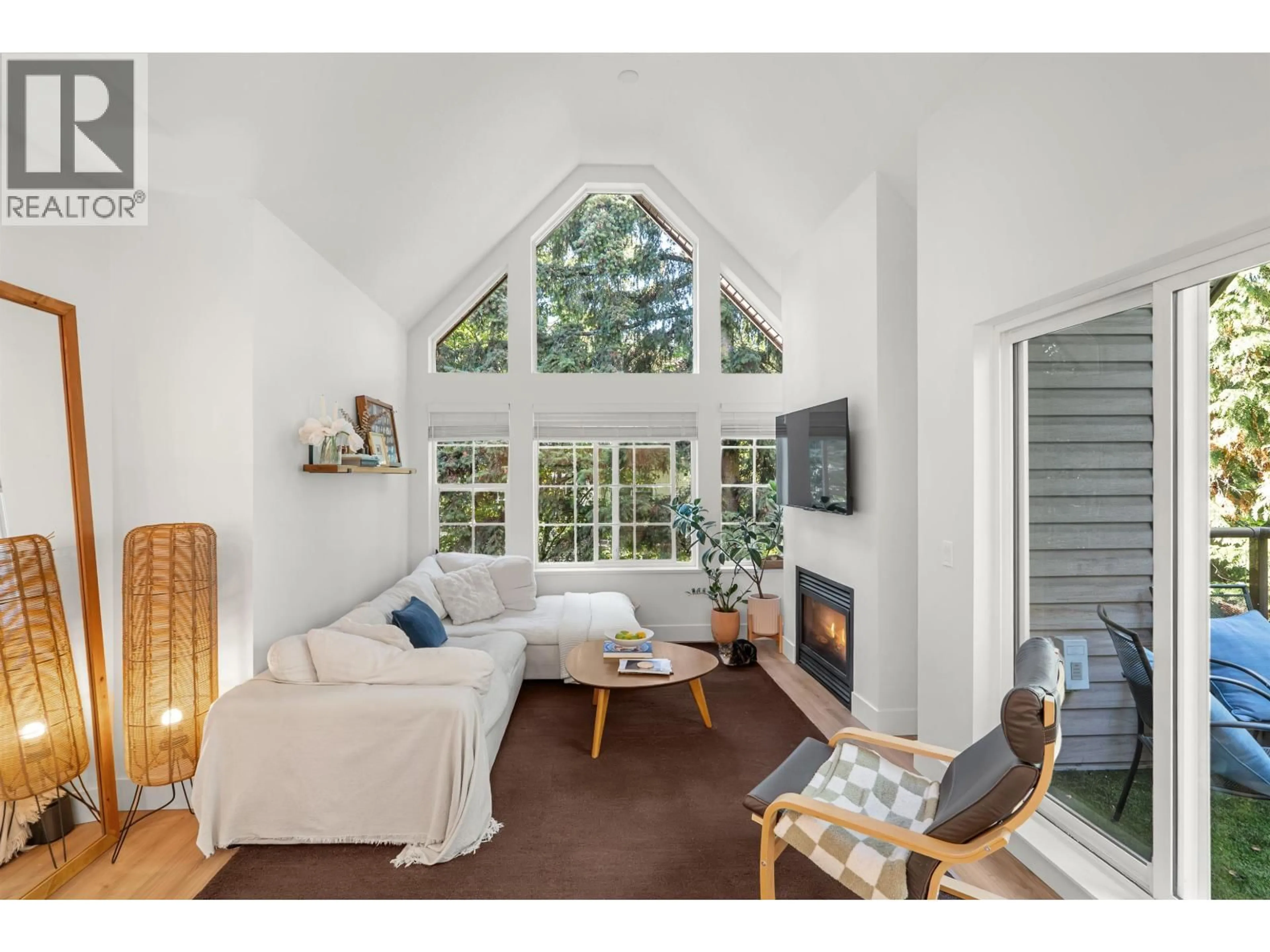 Living room with furniture, unknown for 309 - 4745 54A STREET, Delta British Columbia V4K2Z9