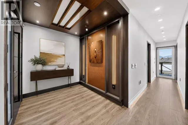 2863 KING EDWARD AVENUE, Vancouver 3