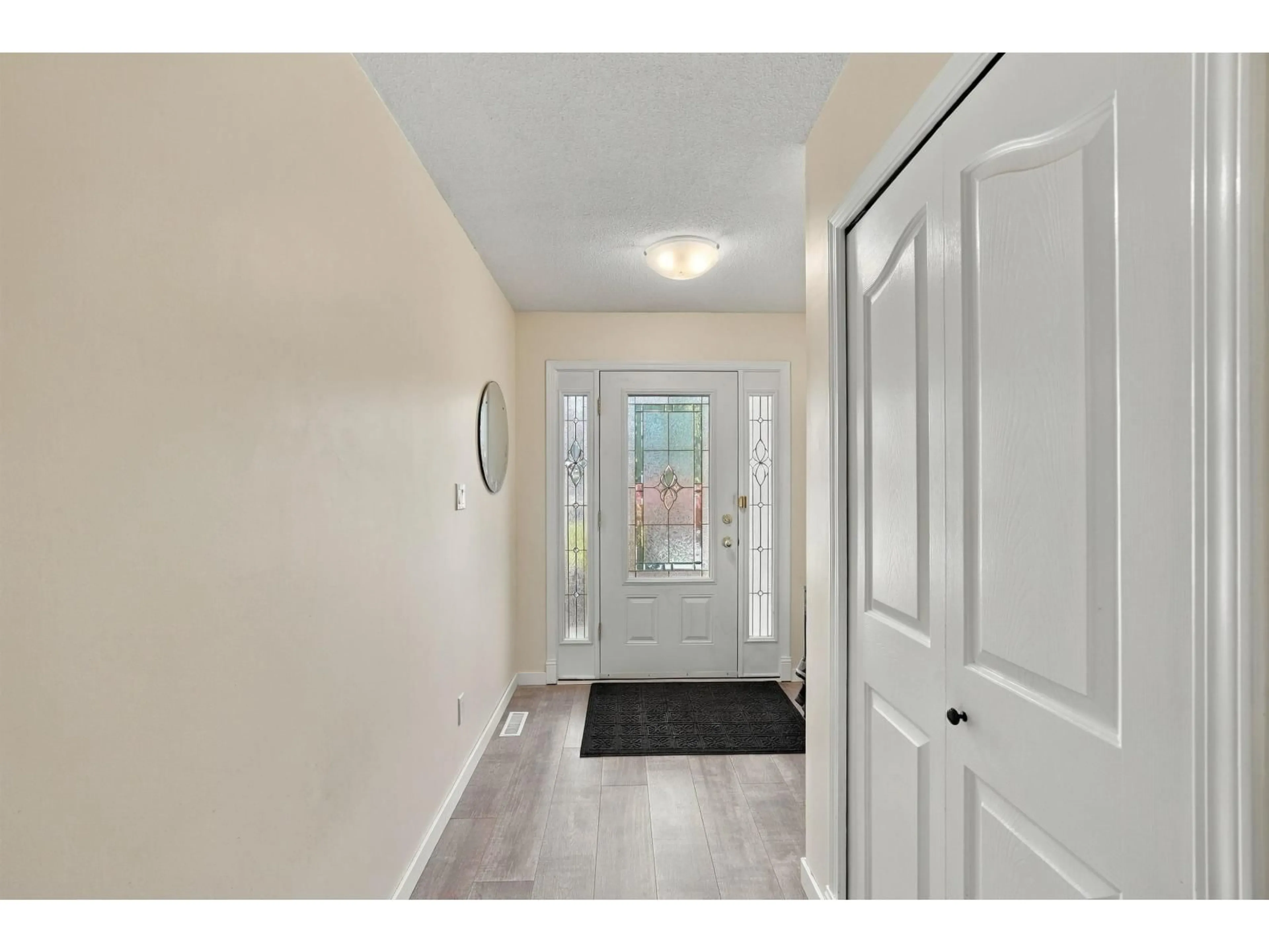 Indoor entryway for 6333 180A STREET, Surrey British Columbia V3S4L7